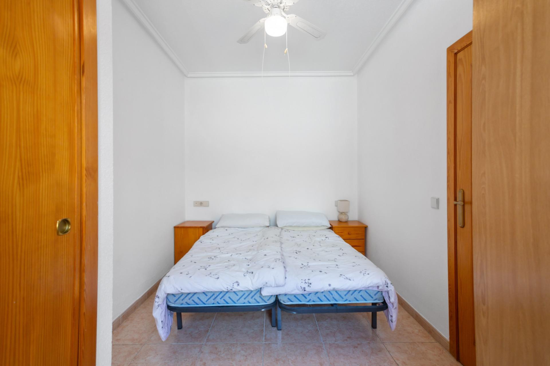 Resale - Apartment  - Torrevieja - Centro