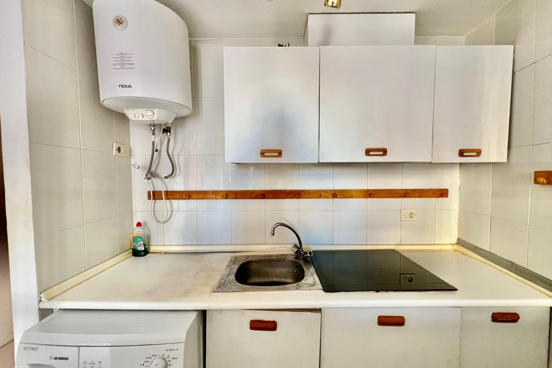 Resale - Apartment  - Torrevieja - Centro