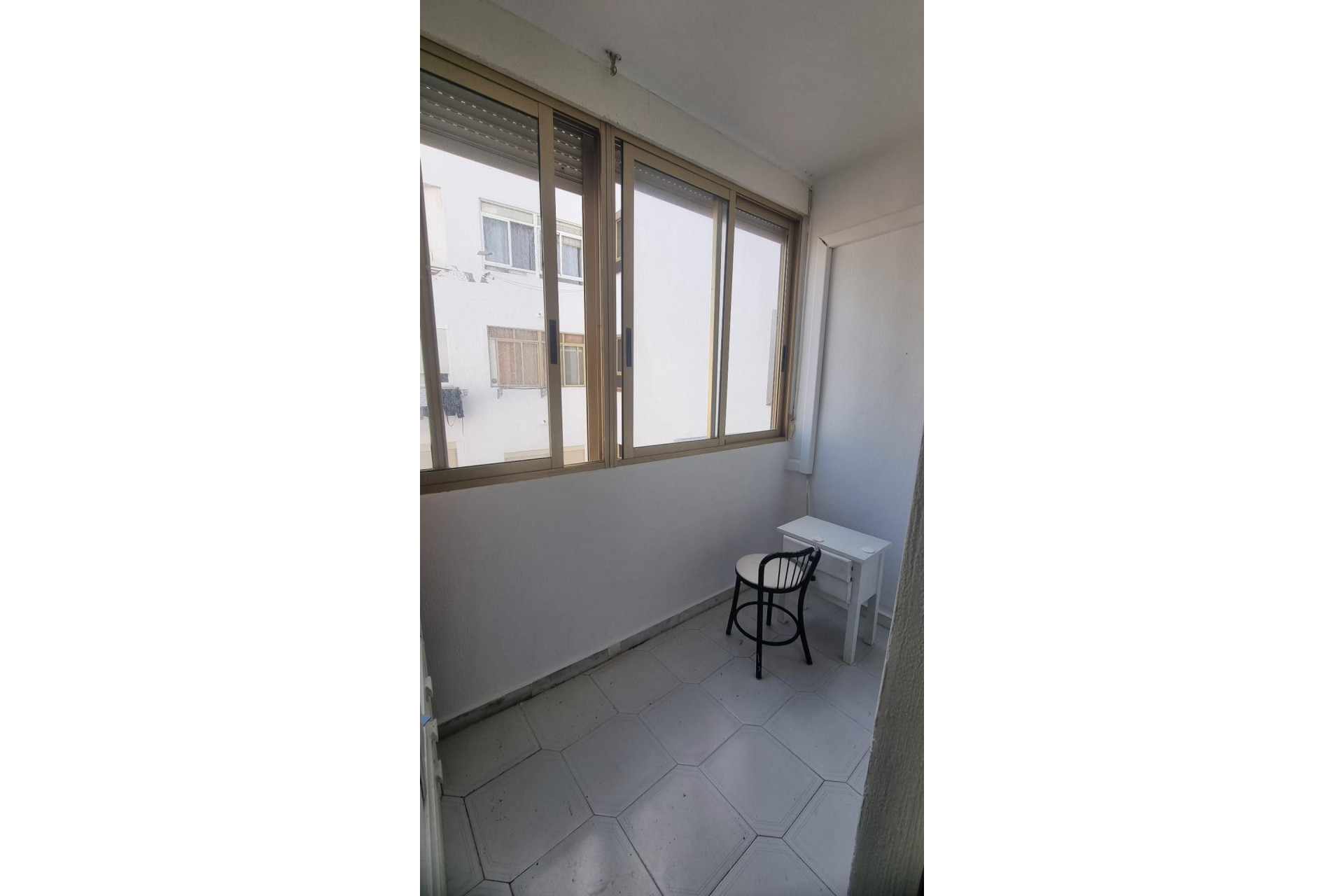 Resale - Apartment  - Torrevieja - Centro