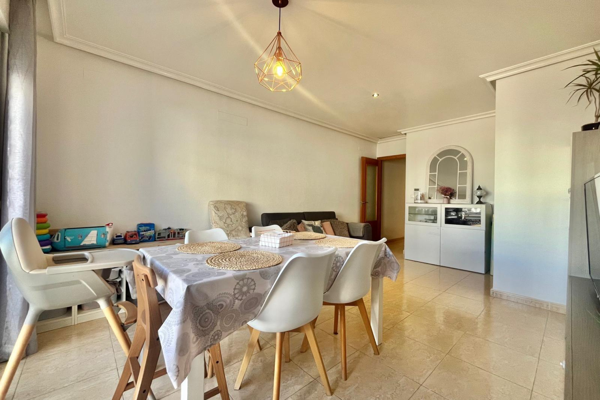 Resale - Apartment  - Torrevieja - Centro