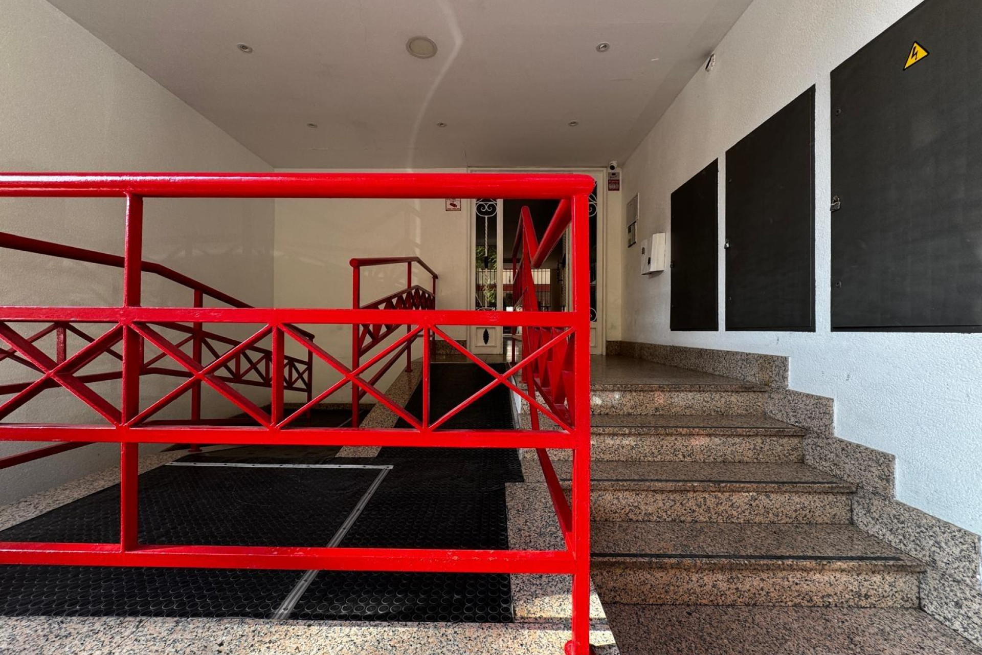 Resale - Apartment  - Torrevieja - Centro