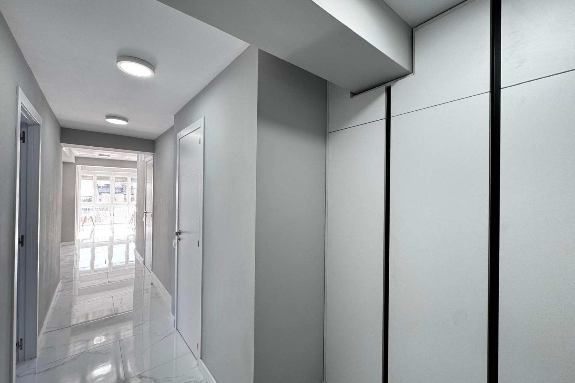 Resale - Apartment  - Torrevieja - Centro