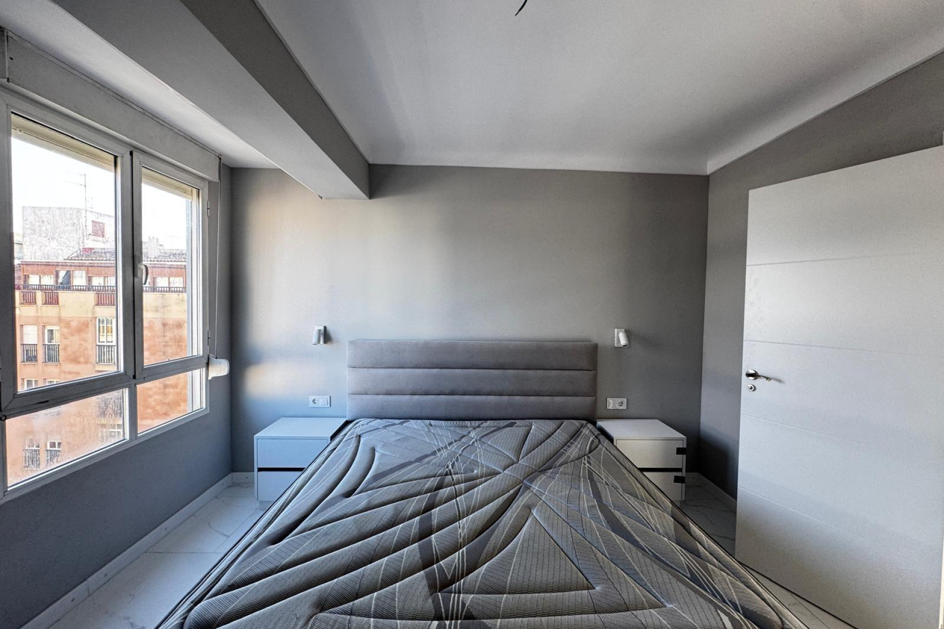 Resale - Apartment  - Torrevieja - Centro