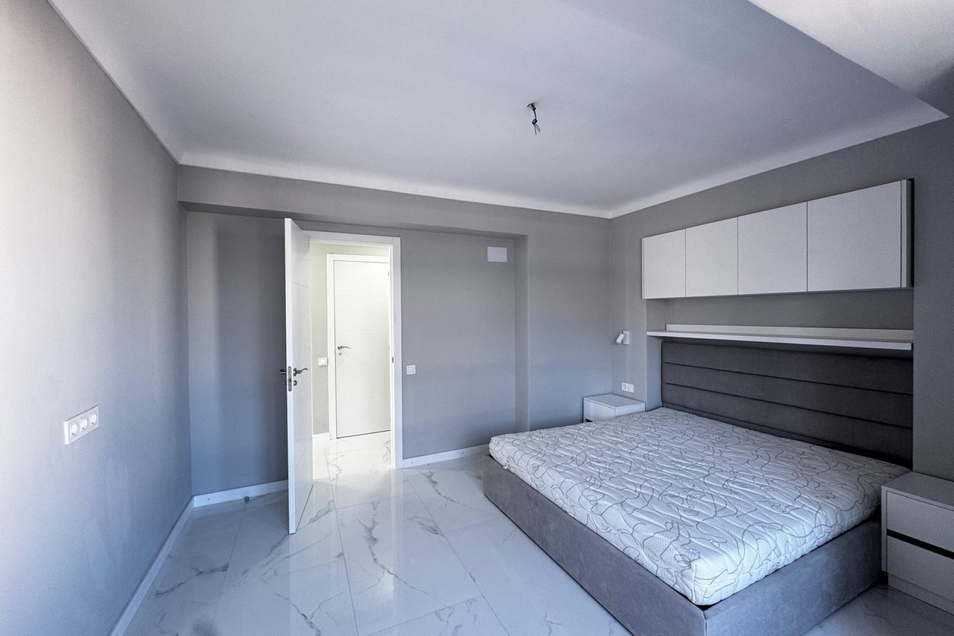 Resale - Apartment  - Torrevieja - Centro