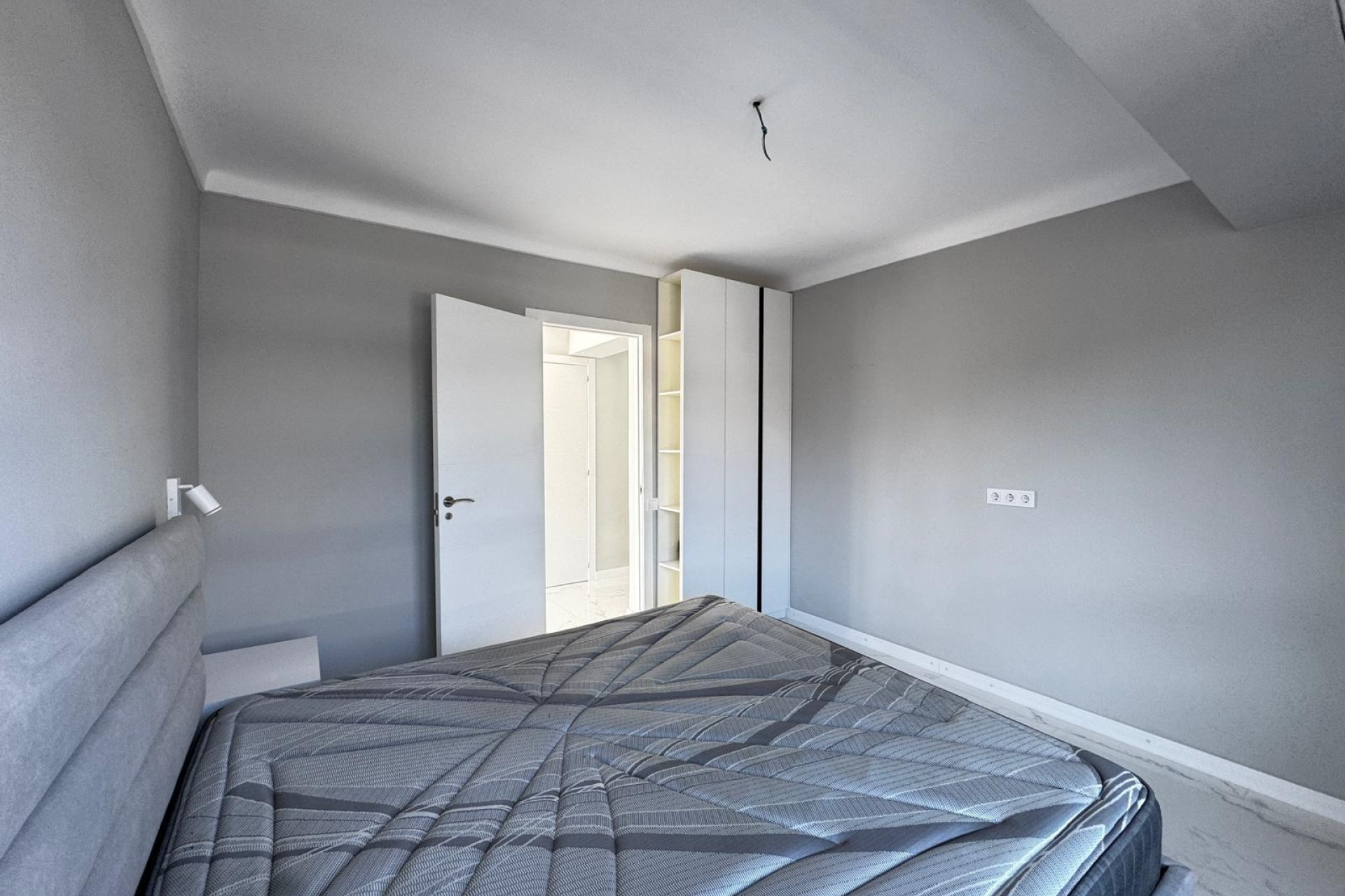 Resale - Apartment  - Torrevieja - Centro