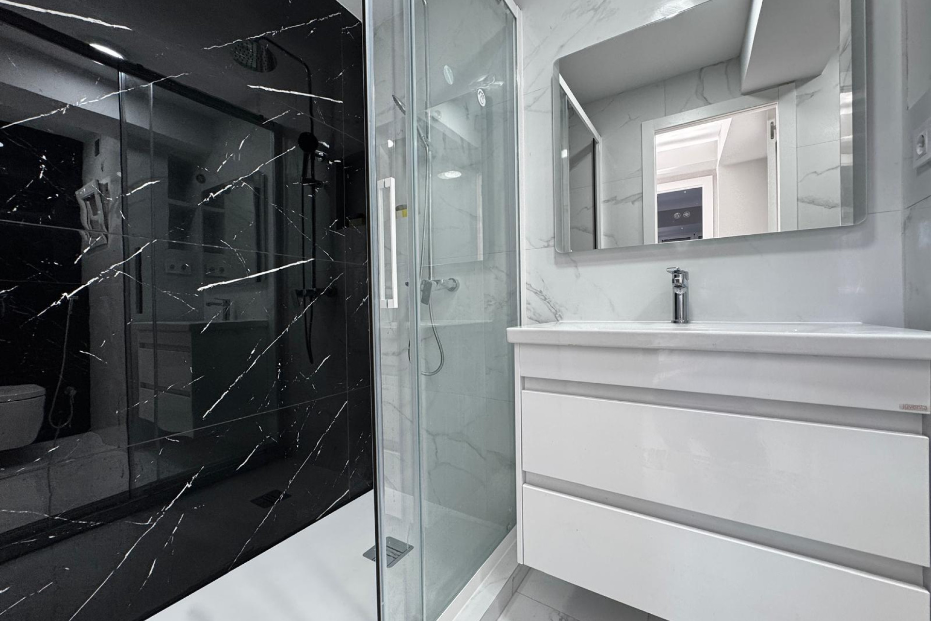 Resale - Apartment  - Torrevieja - Centro