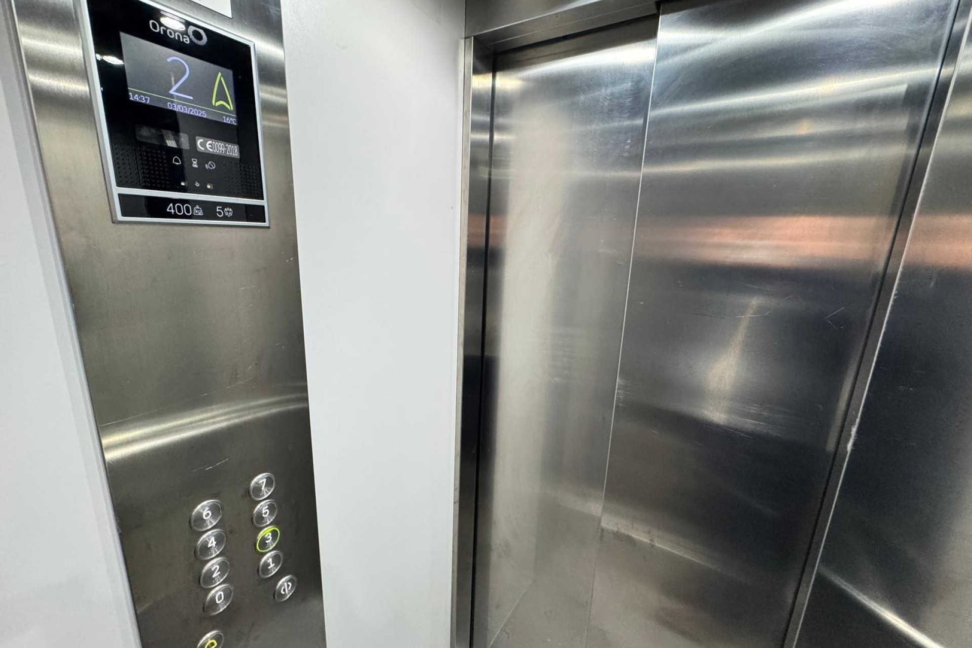 Resale - Apartment  - Torrevieja - Centro