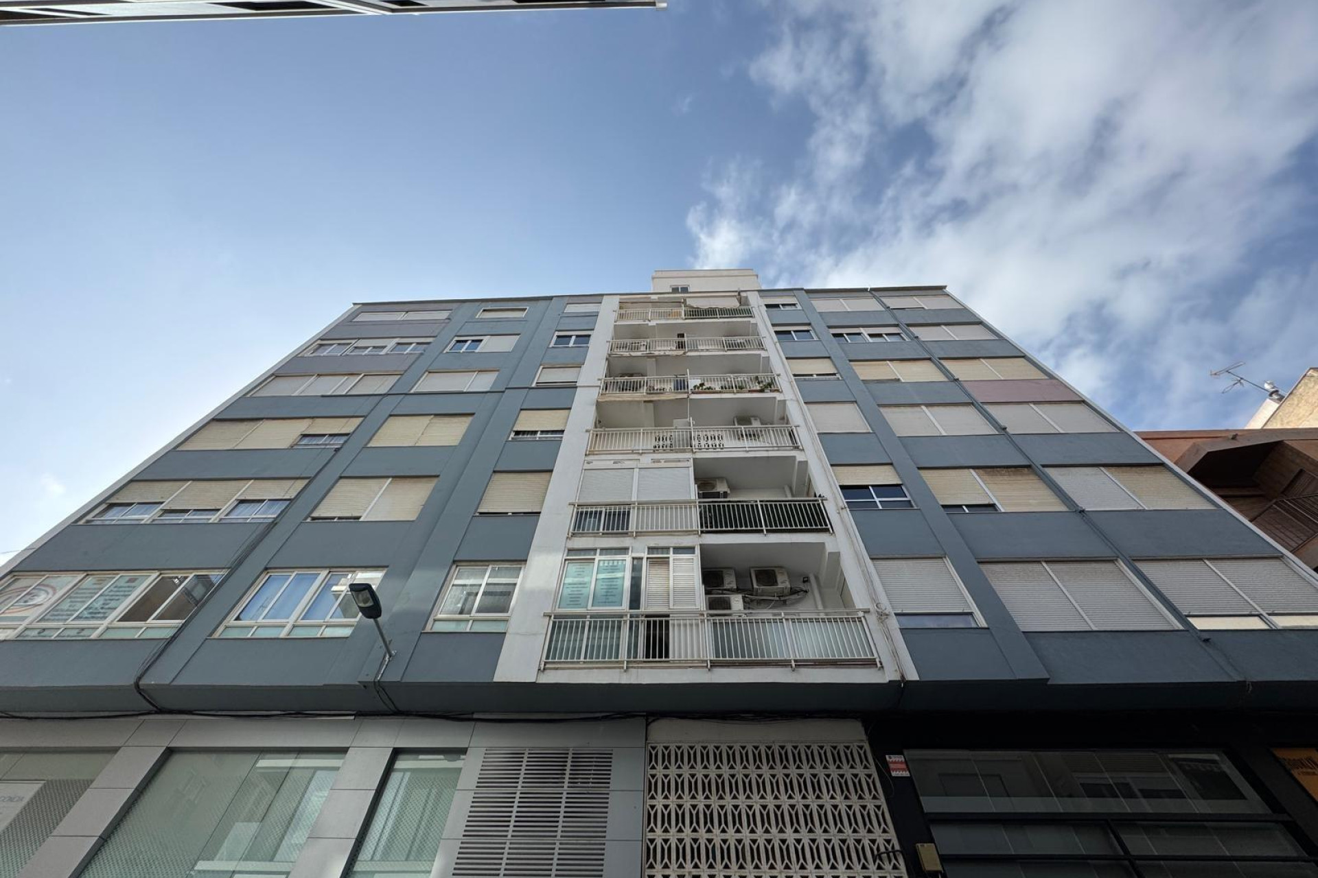 Resale - Apartment  - Torrevieja - Centro