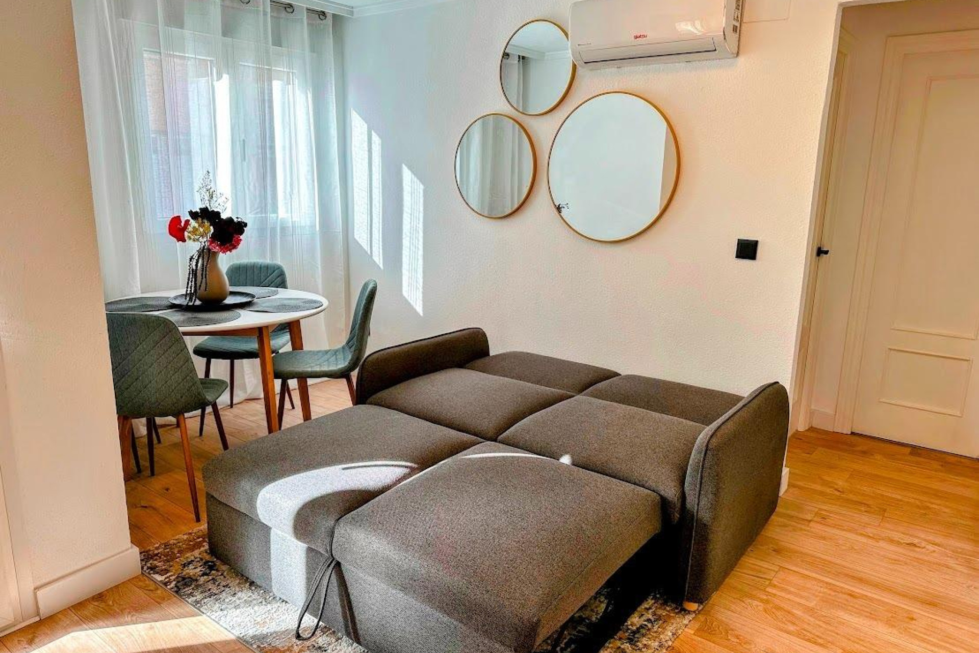 Resale - Apartment  - Torrevieja - Centro