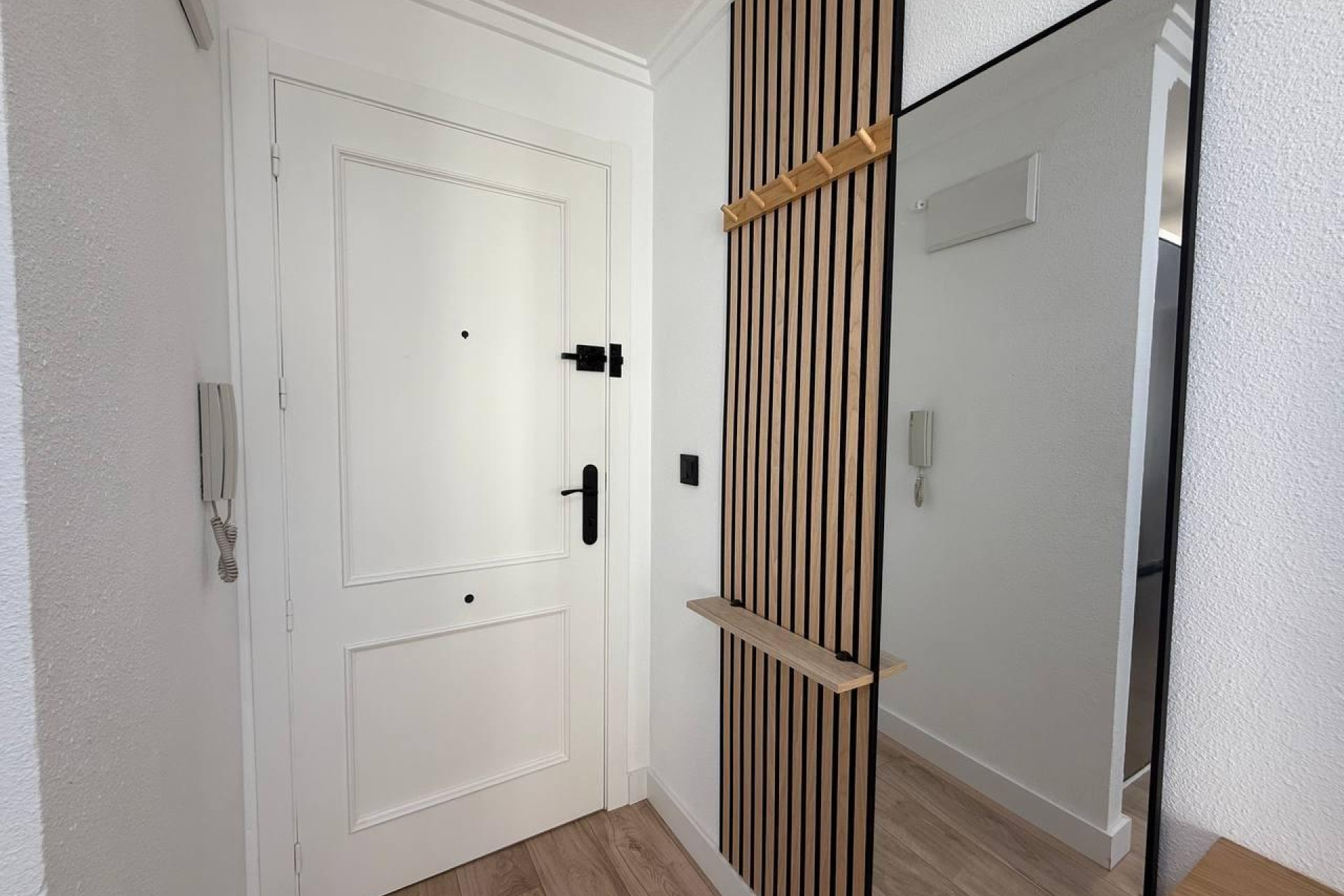 Resale - Apartment  - Torrevieja - Centro