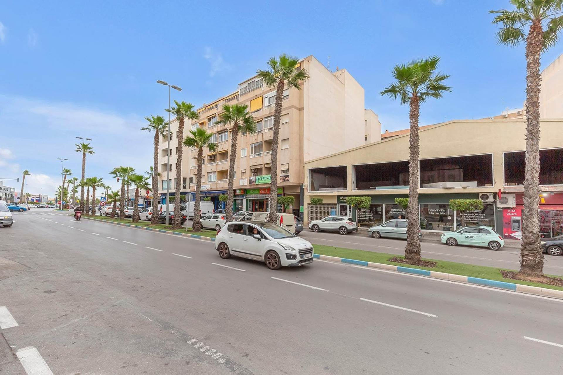 Resale - Apartment  - Torrevieja - Centro