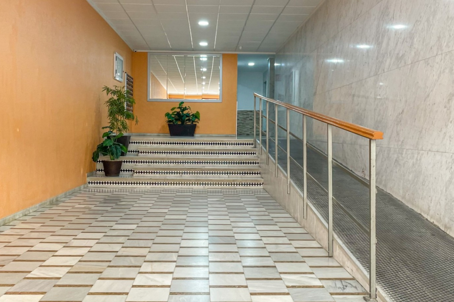 Resale - Apartment  - Torrevieja - El Acequión - Los Náufragos