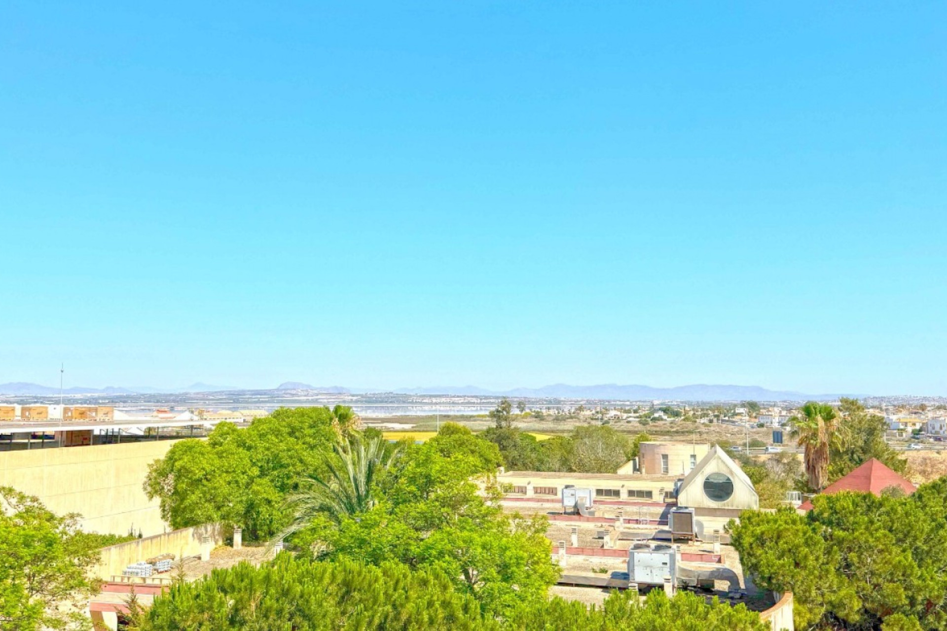 Resale - Apartment  - Torrevieja - El Acequión - Los Náufragos