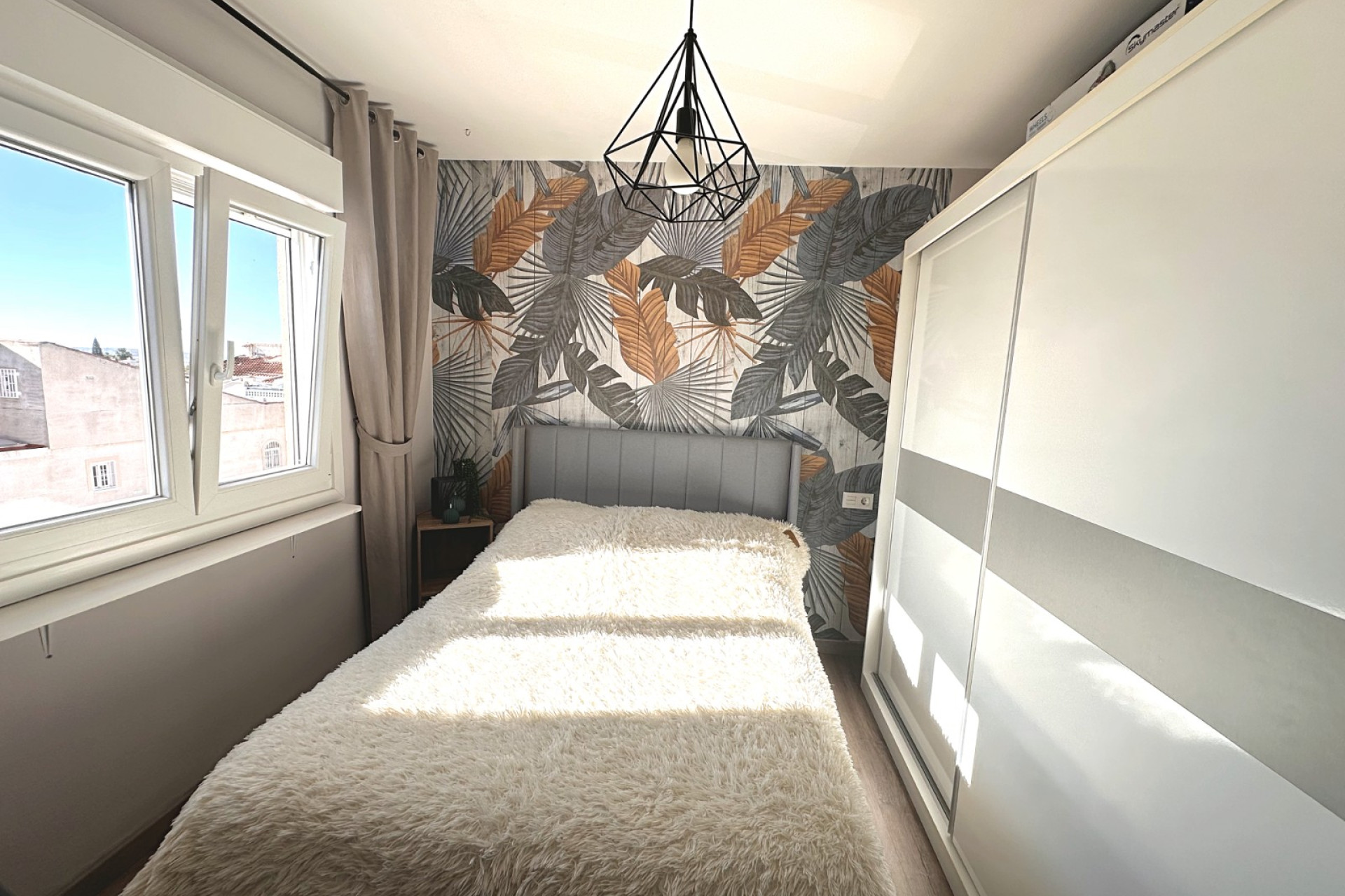 Resale - Apartment  - Torrevieja - El Chaparral