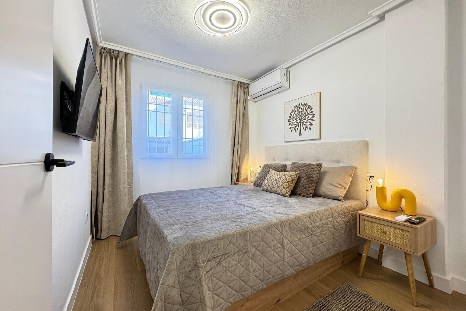 Resale - Apartment  - Torrevieja - El limonar