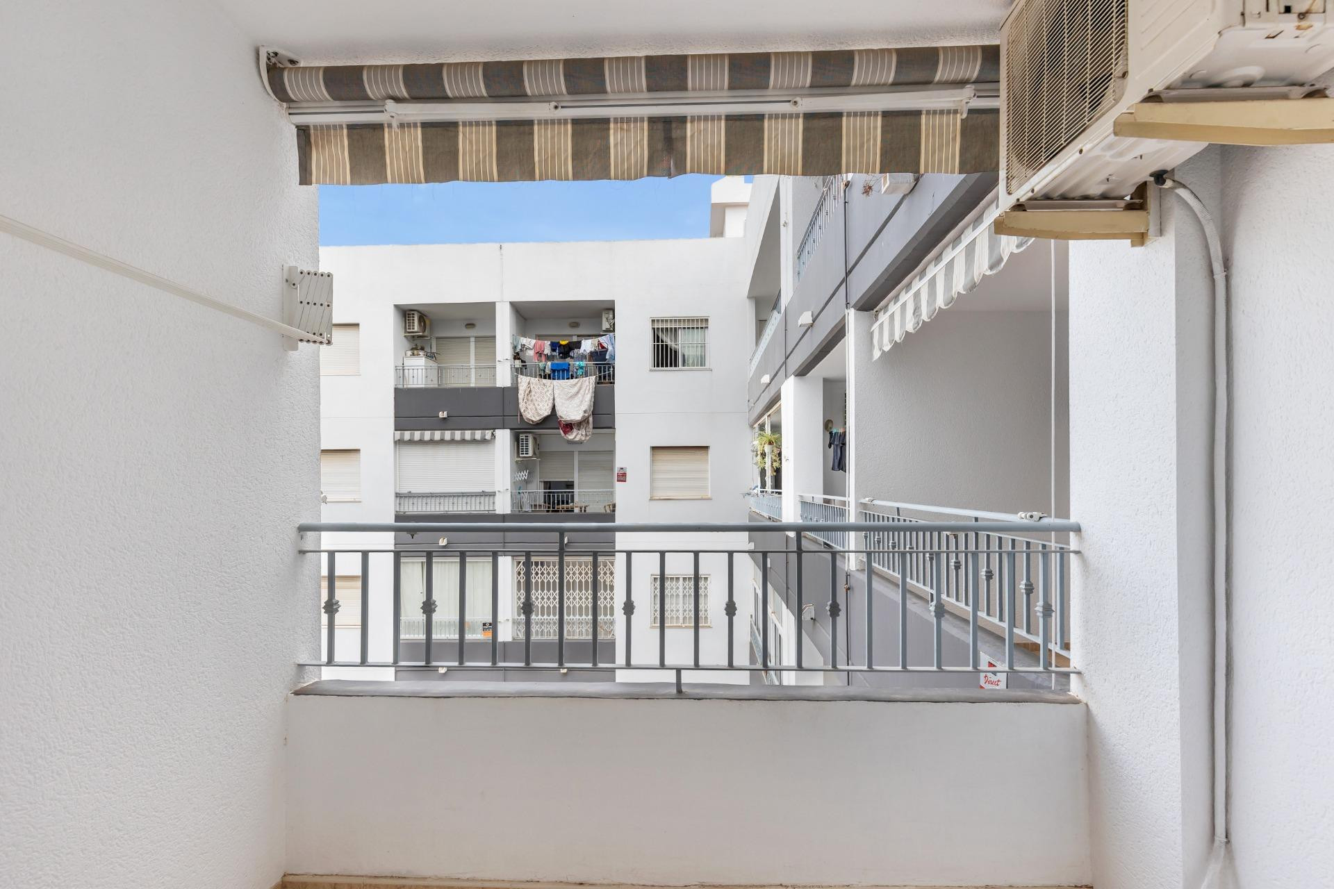 Resale - Apartment  - Torrevieja - El molino