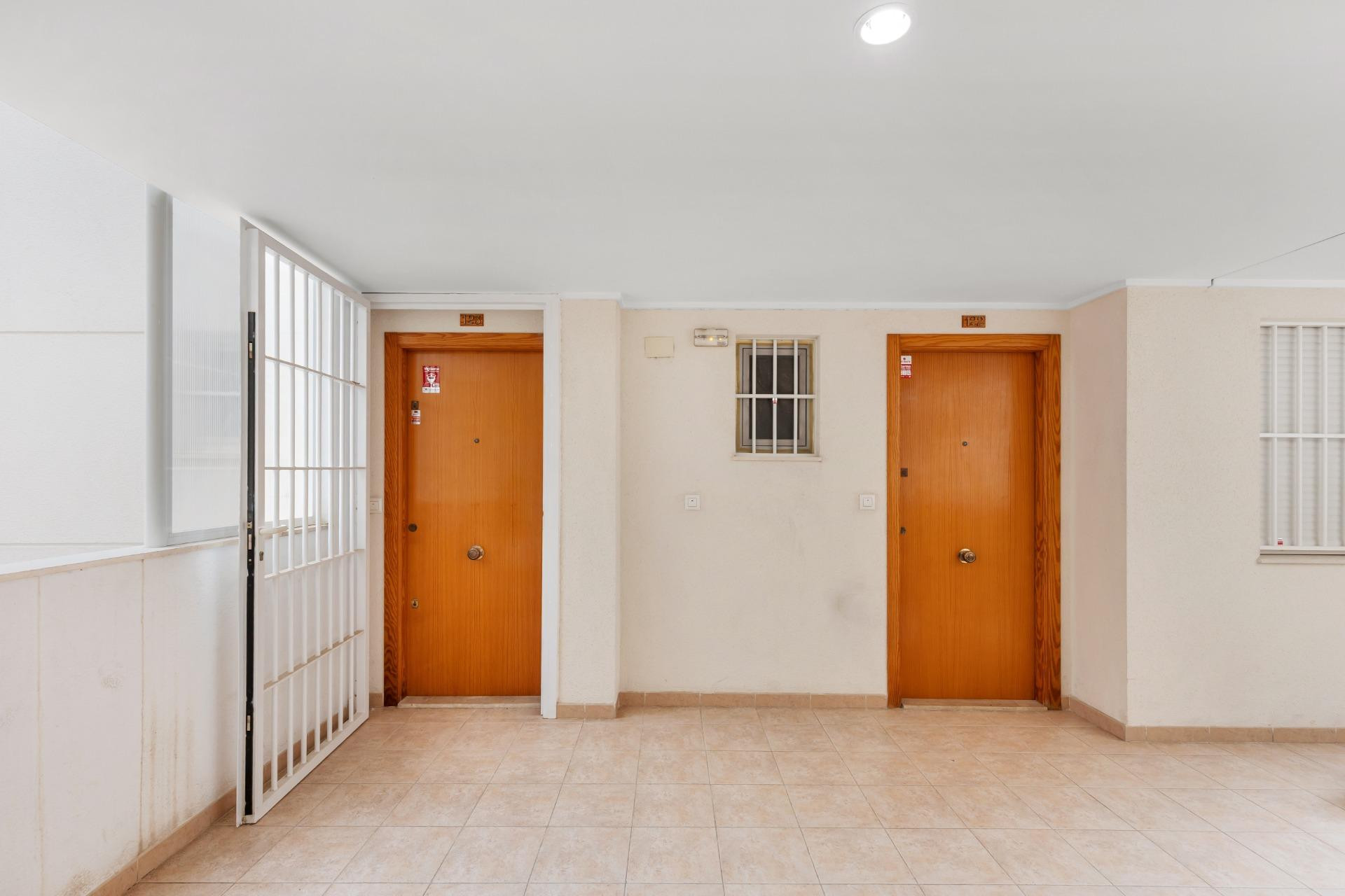 Resale - Apartment  - Torrevieja - El molino