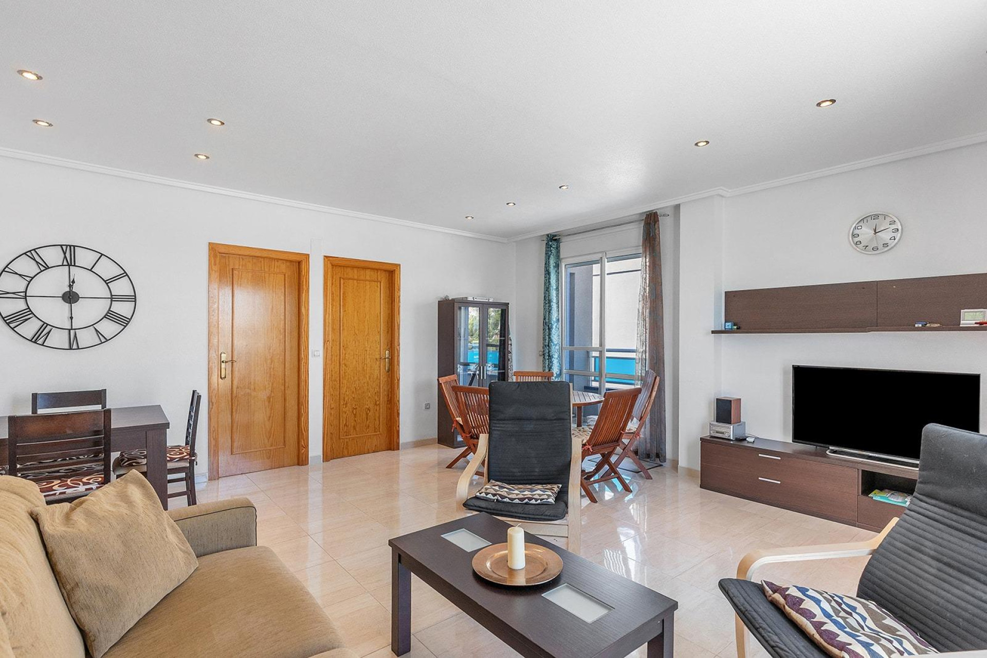 Resale - Apartment  - Torrevieja - Estacion de autobuses