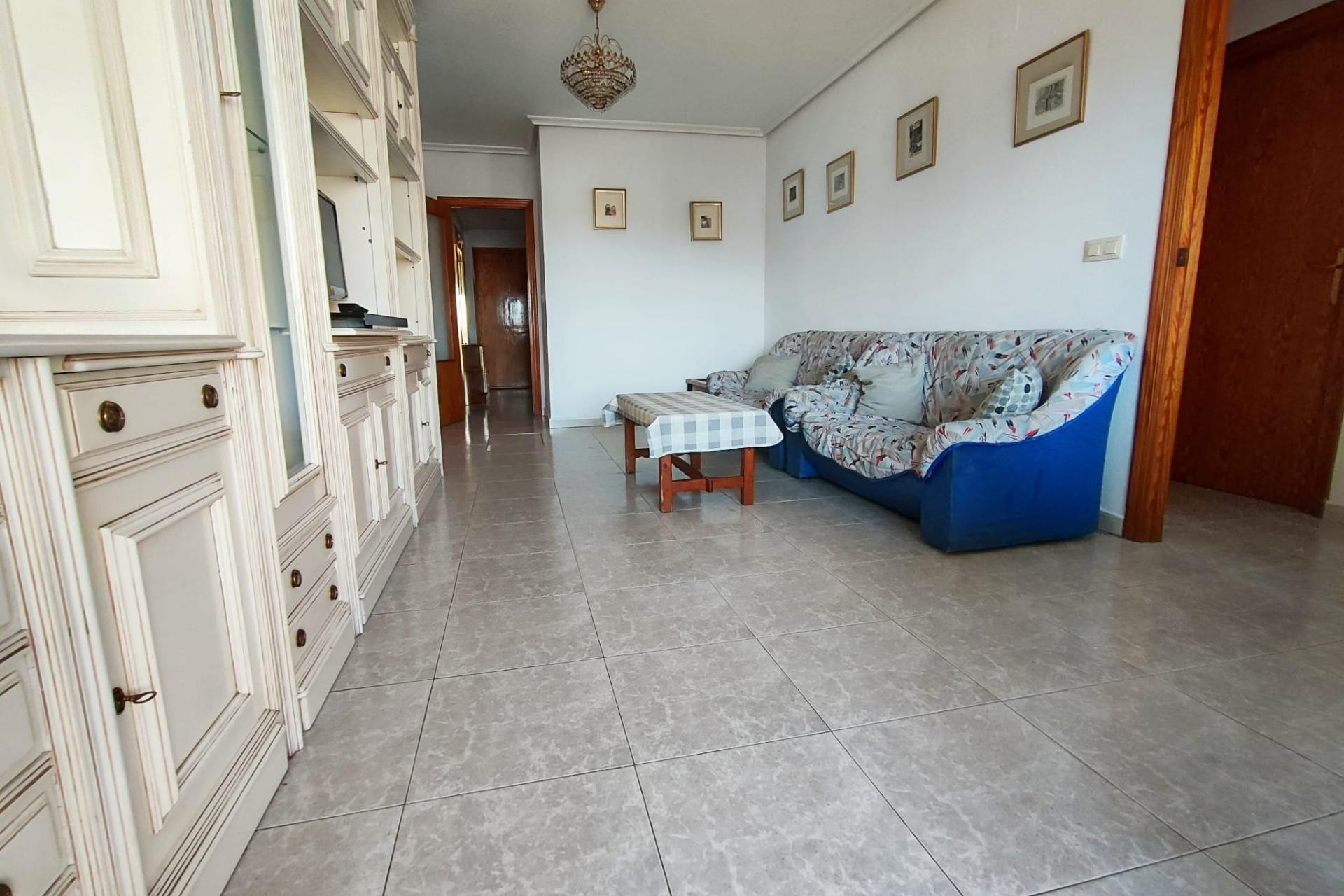 Resale - Apartment  - Torrevieja - Estacion de autobuses