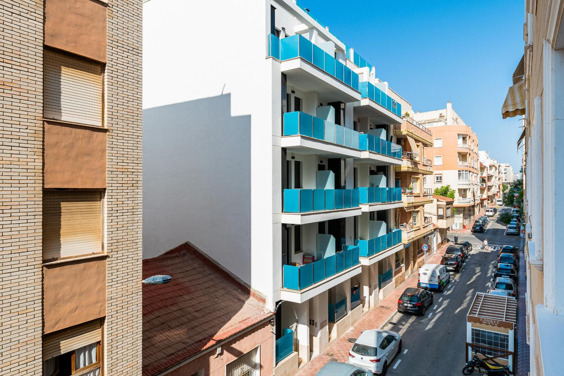 Resale - Apartment  - Torrevieja - Estacion de autobuses