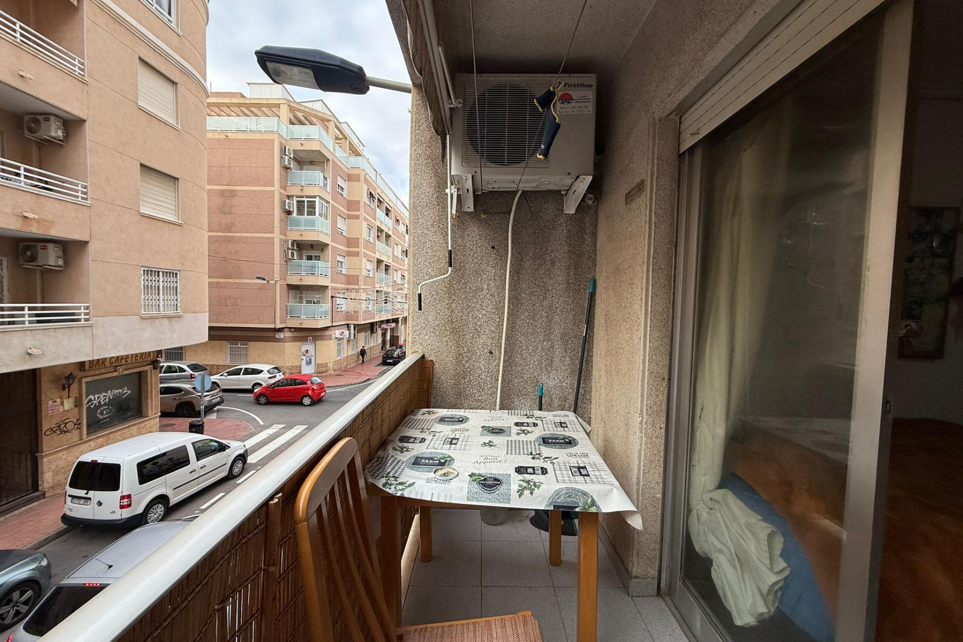 Resale - Apartment  - Torrevieja - Estacion de autobuses