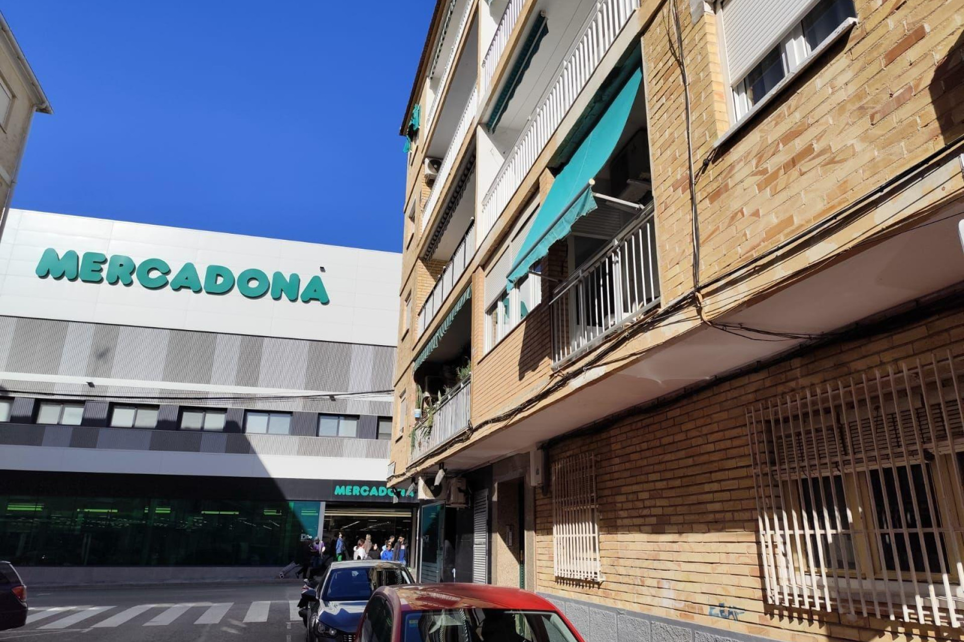 Resale - Apartment  - Torrevieja - Estacion de autobuses