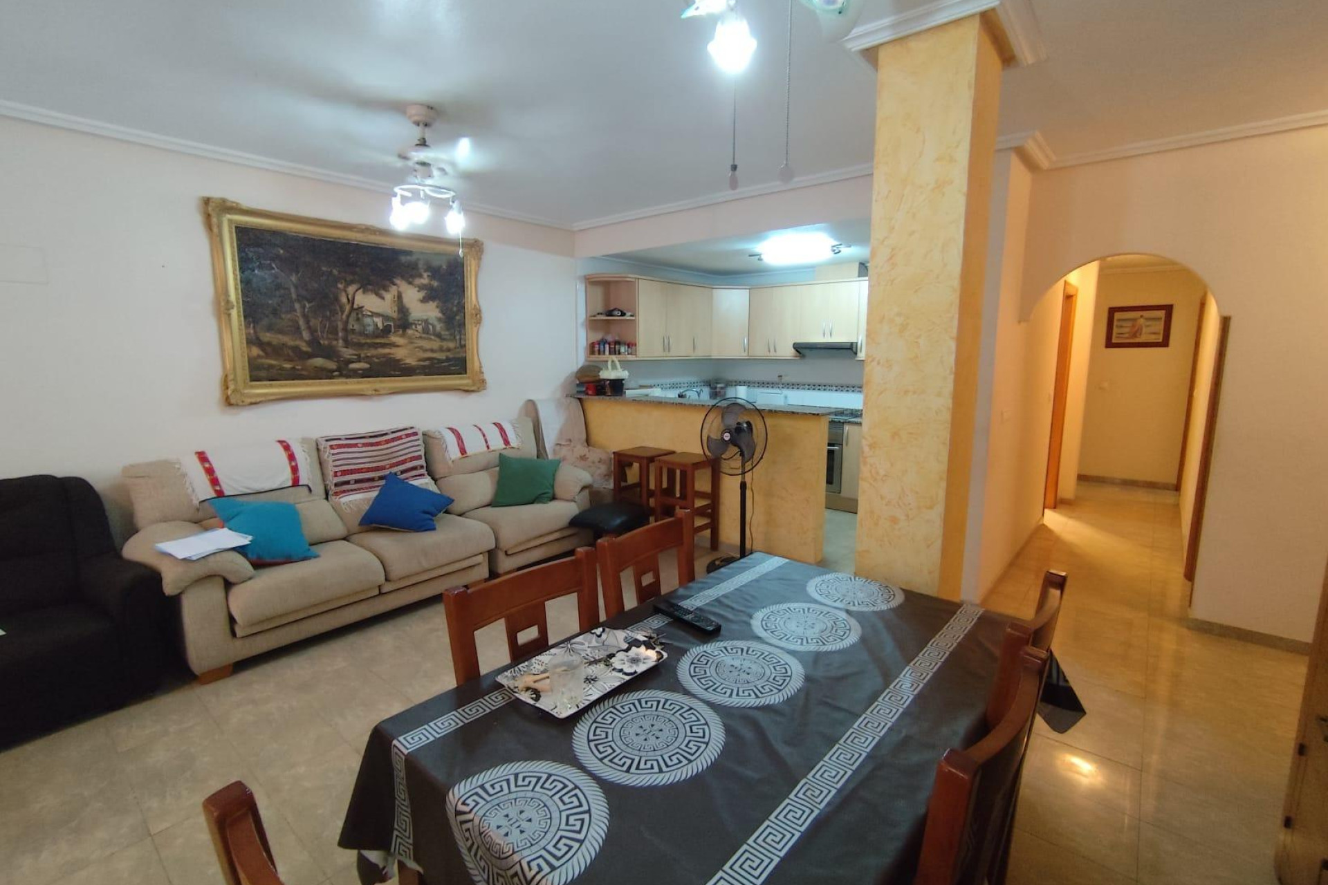 Resale - Apartment  - Torrevieja - Estacion de autobuses