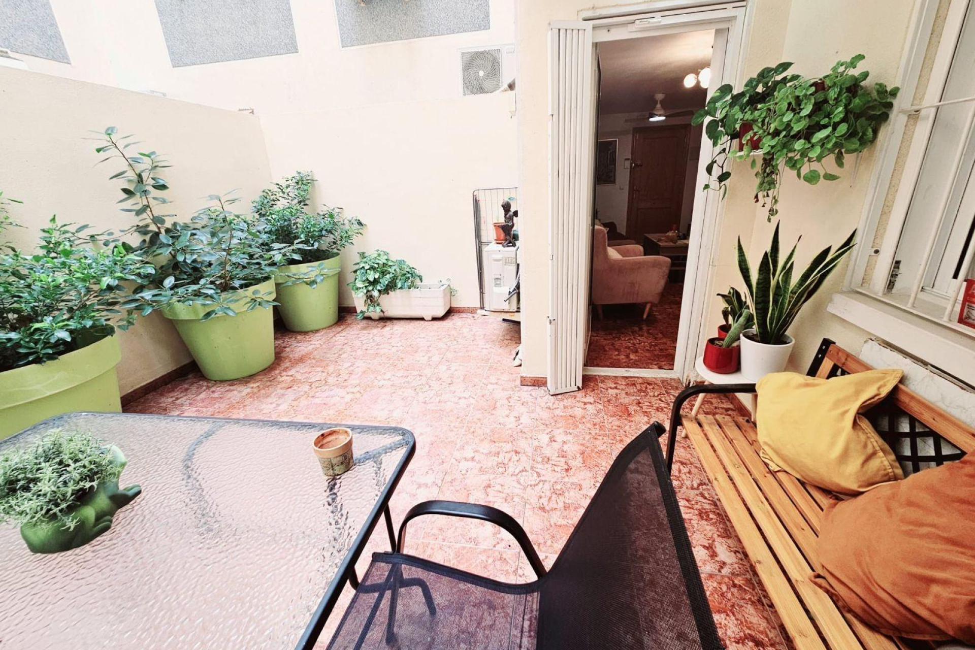 Resale - Apartment  - Torrevieja - Estacion de autobuses