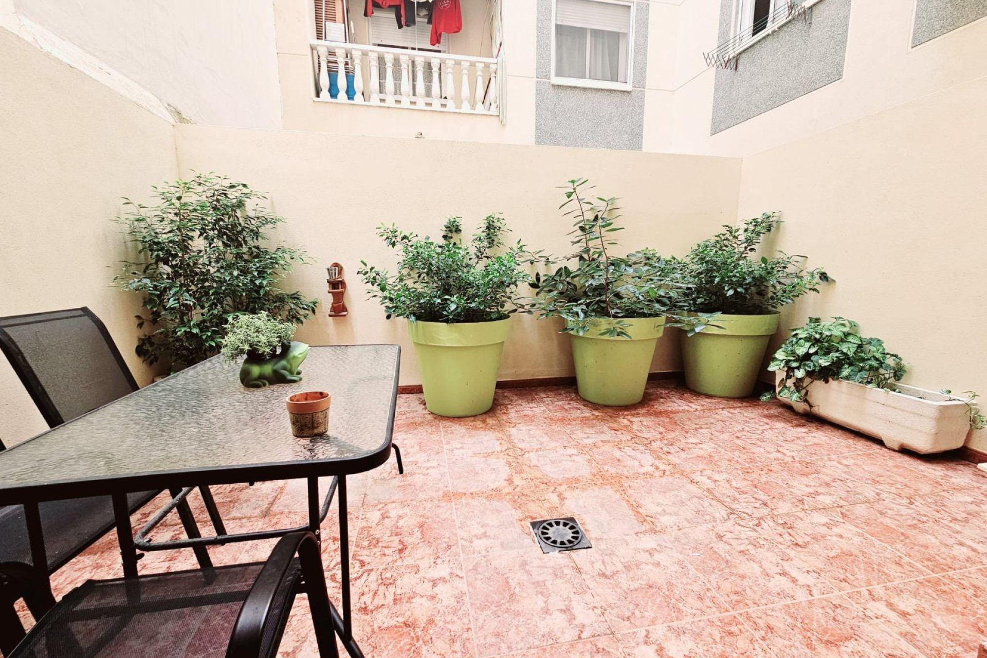 Resale - Apartment  - Torrevieja - Estacion de autobuses