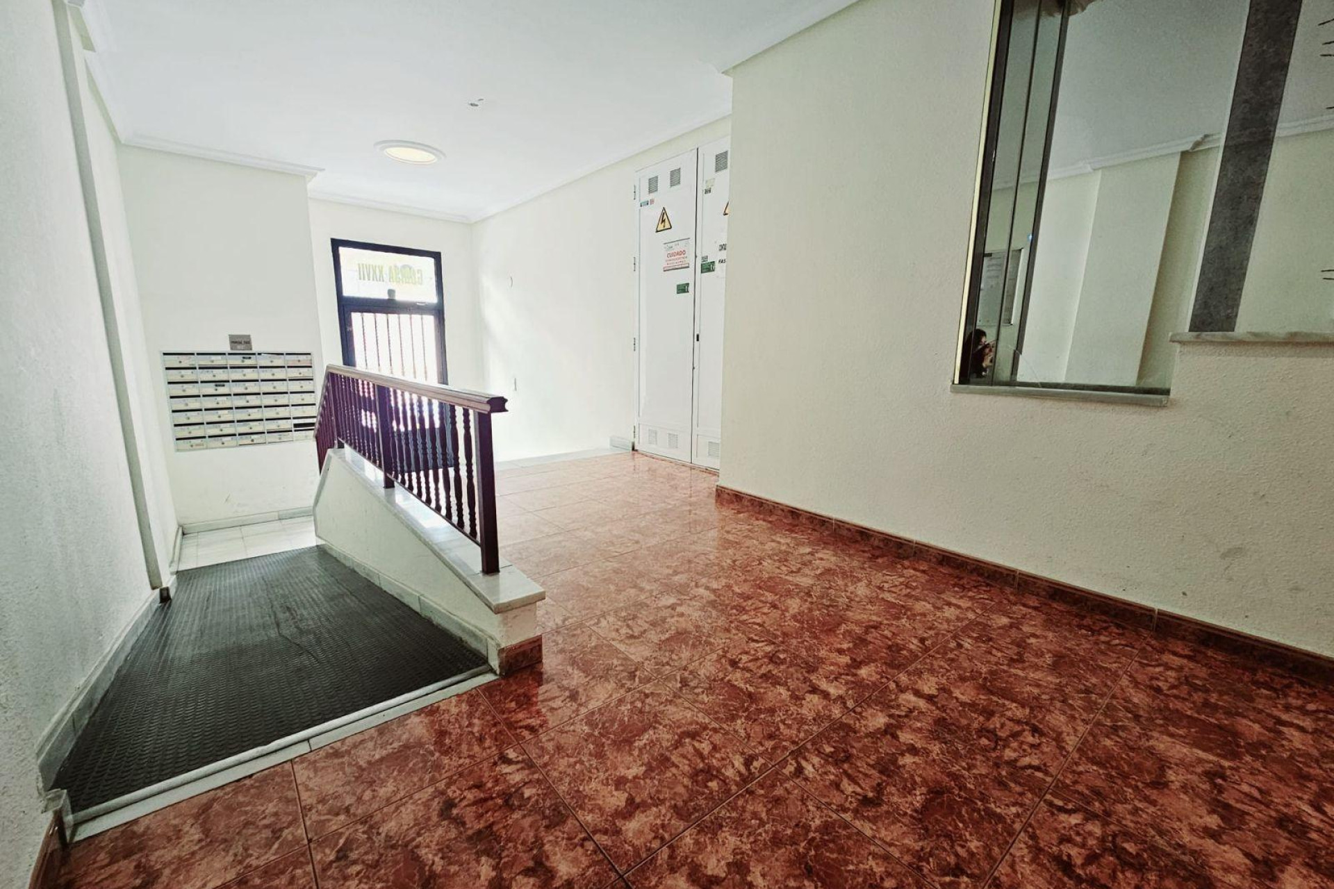 Resale - Apartment  - Torrevieja - Estacion de autobuses