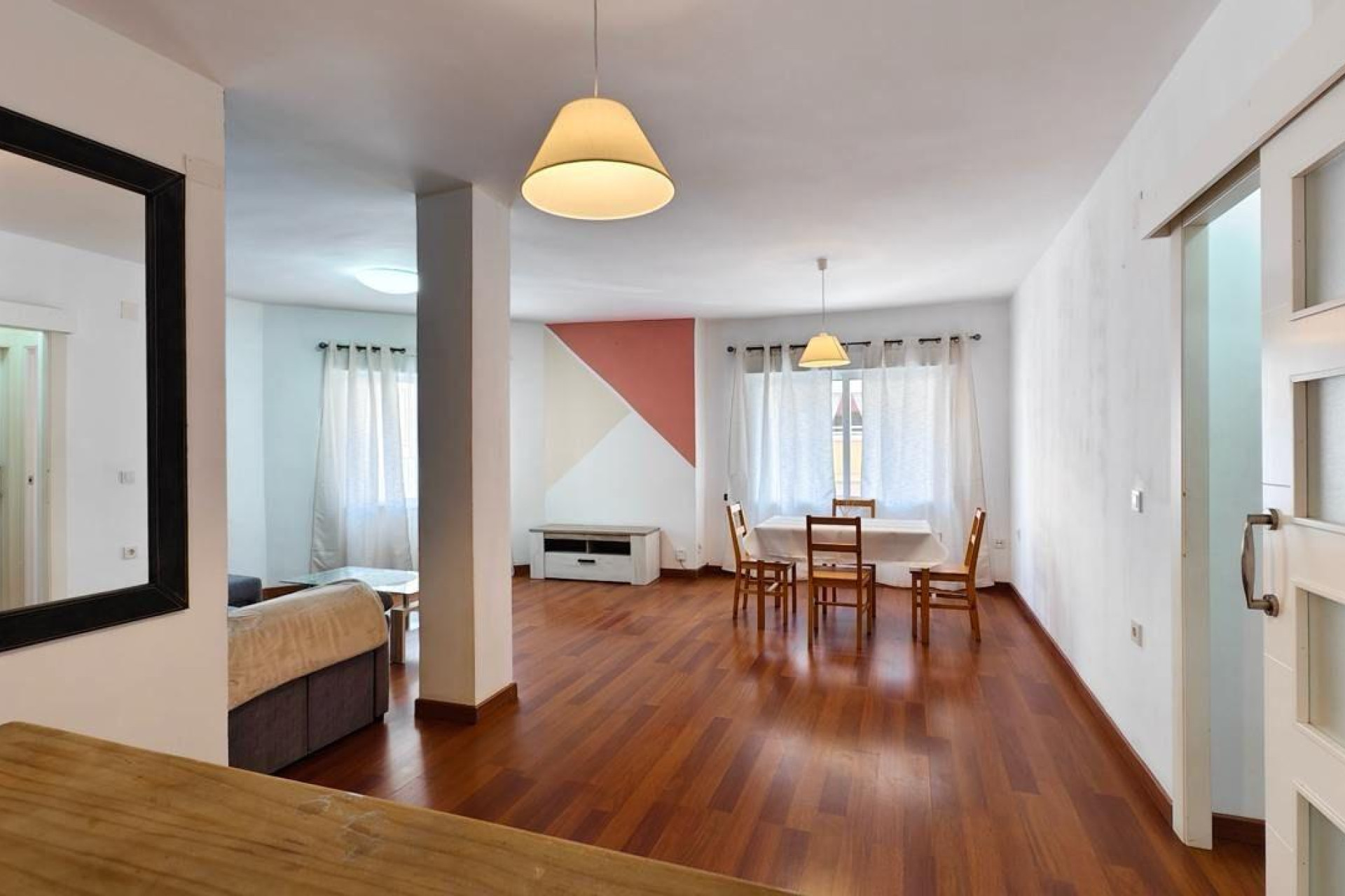 Resale - Apartment  - Torrevieja - Estacion de autobuses