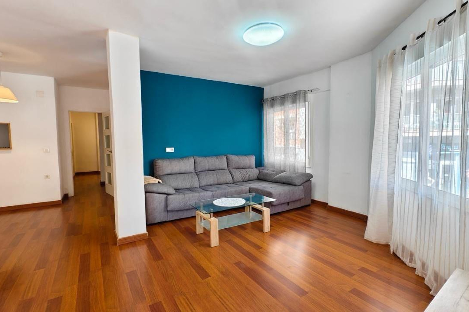 Resale - Apartment  - Torrevieja - Estacion de autobuses