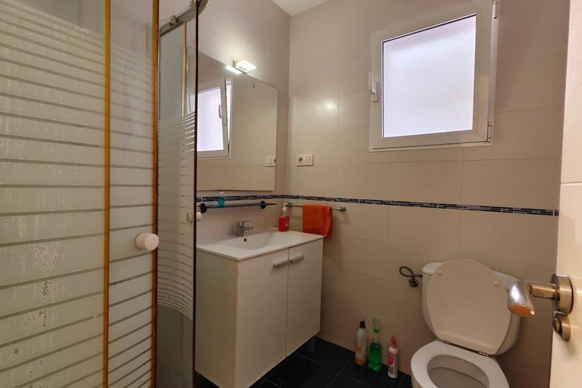 Resale - Apartment  - Torrevieja - Estacion de autobuses