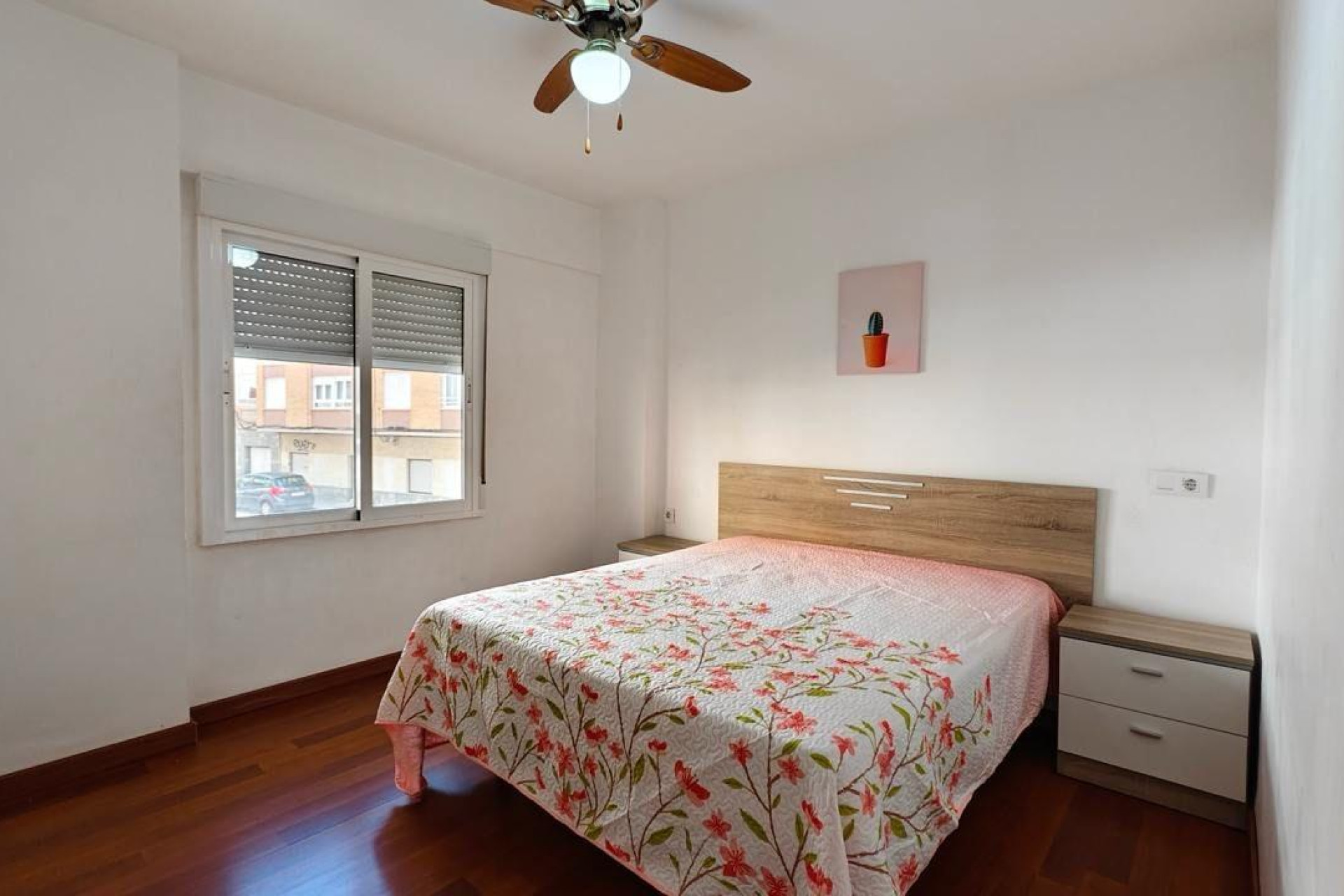 Resale - Apartment  - Torrevieja - Estacion de autobuses