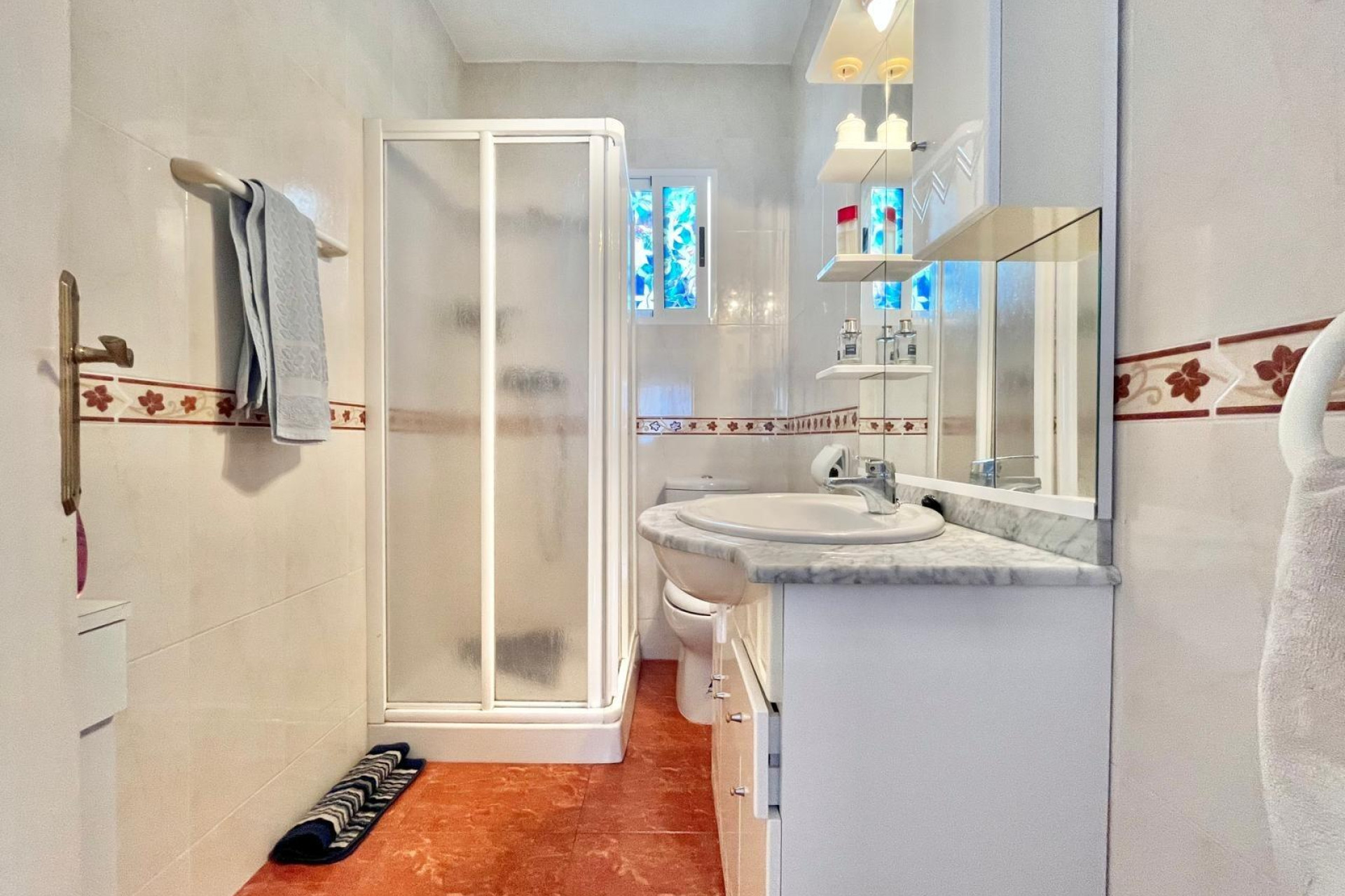 Resale - Apartment  - Torrevieja - Estacion de autobuses