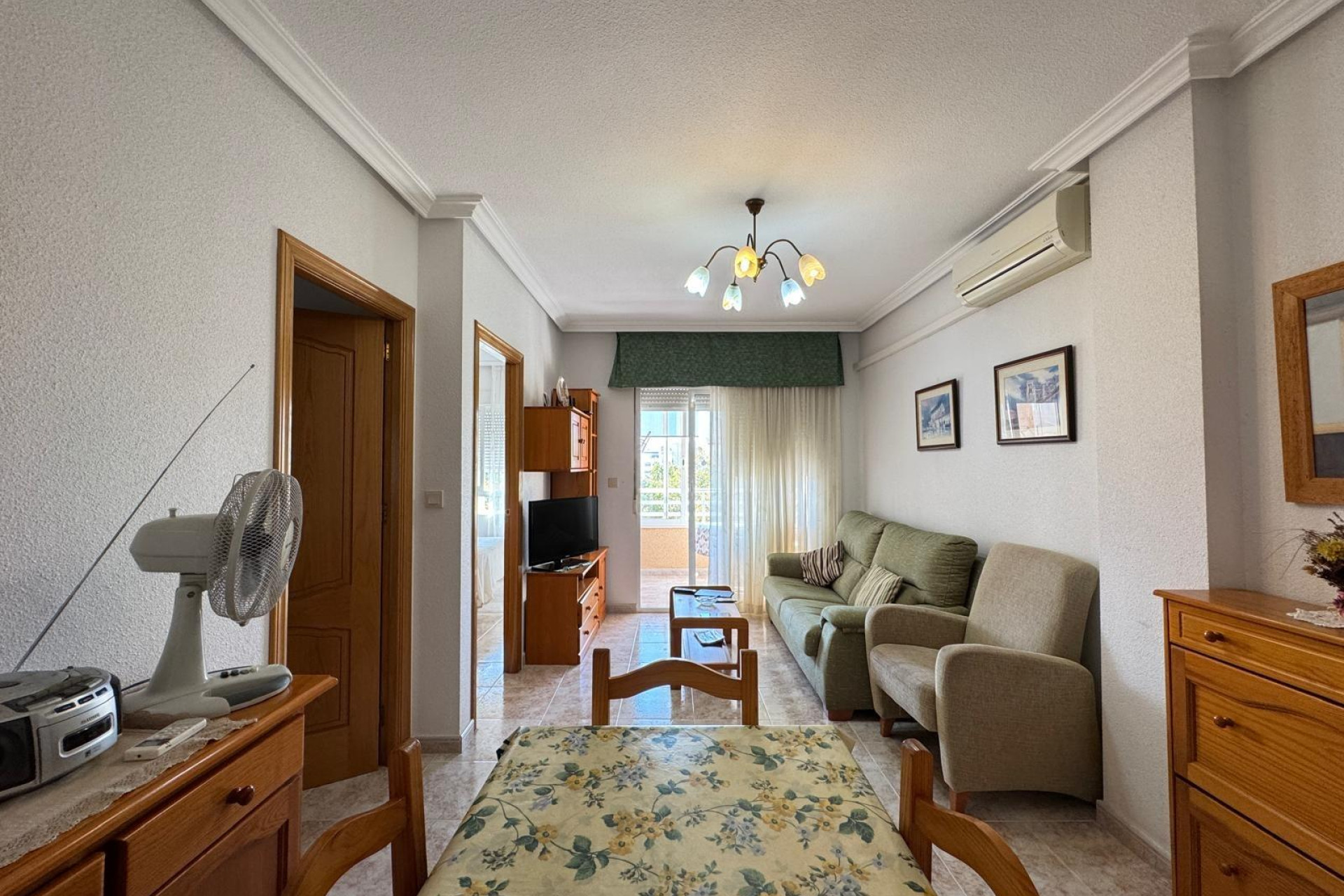 Resale - Apartment  - Torrevieja - Estacion de autobuses