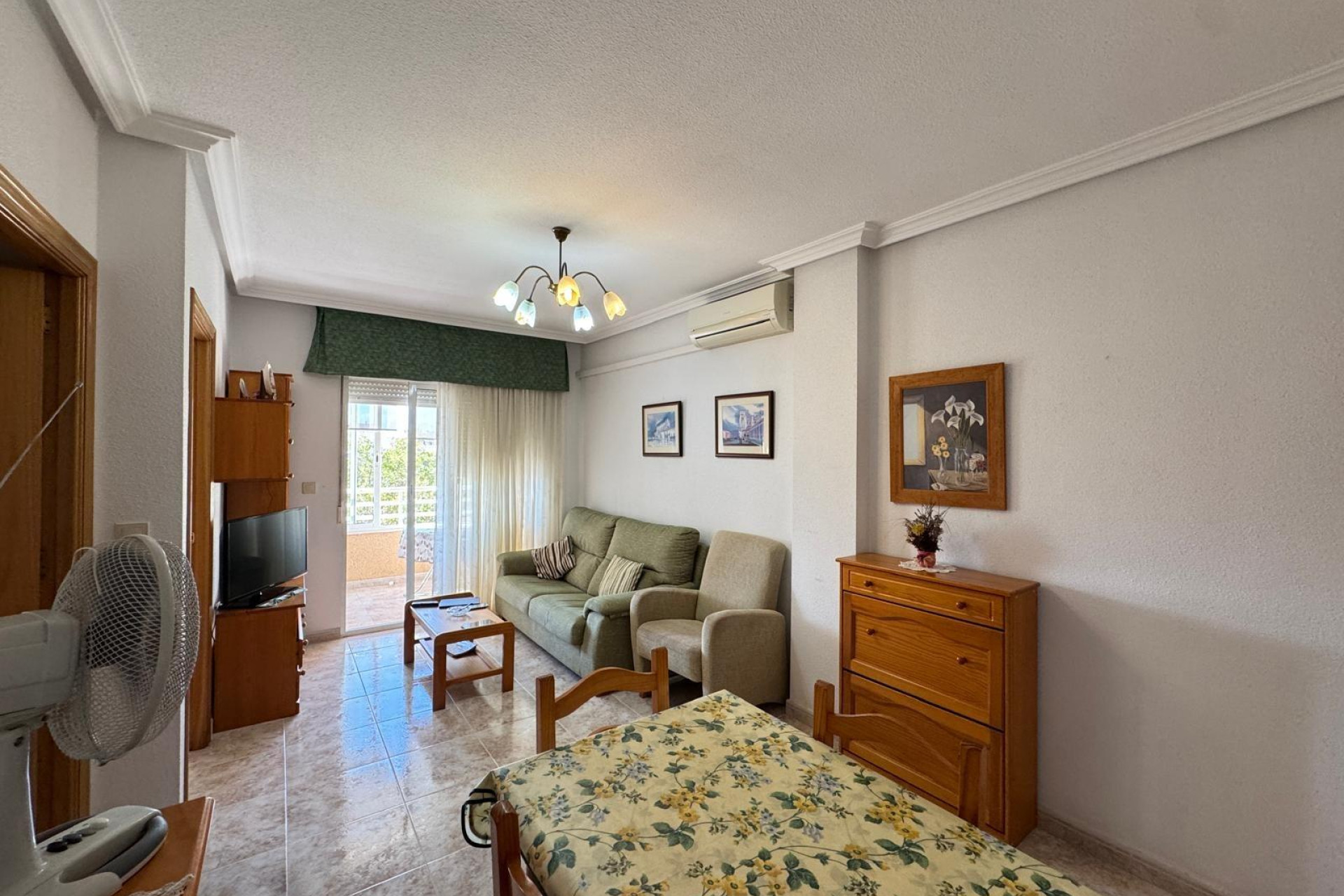 Resale - Apartment  - Torrevieja - Estacion de autobuses