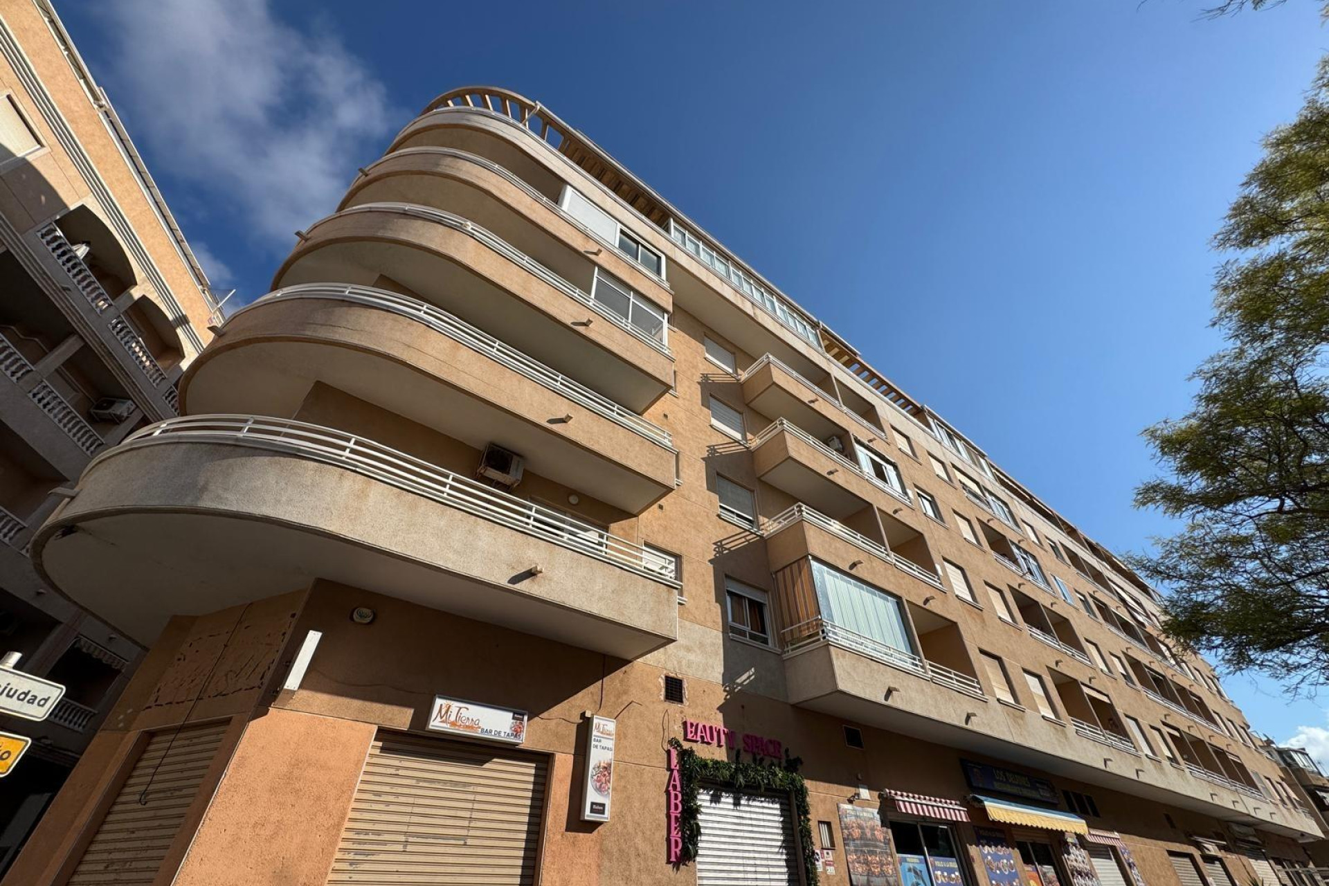 Resale - Apartment  - Torrevieja - Estacion de autobuses