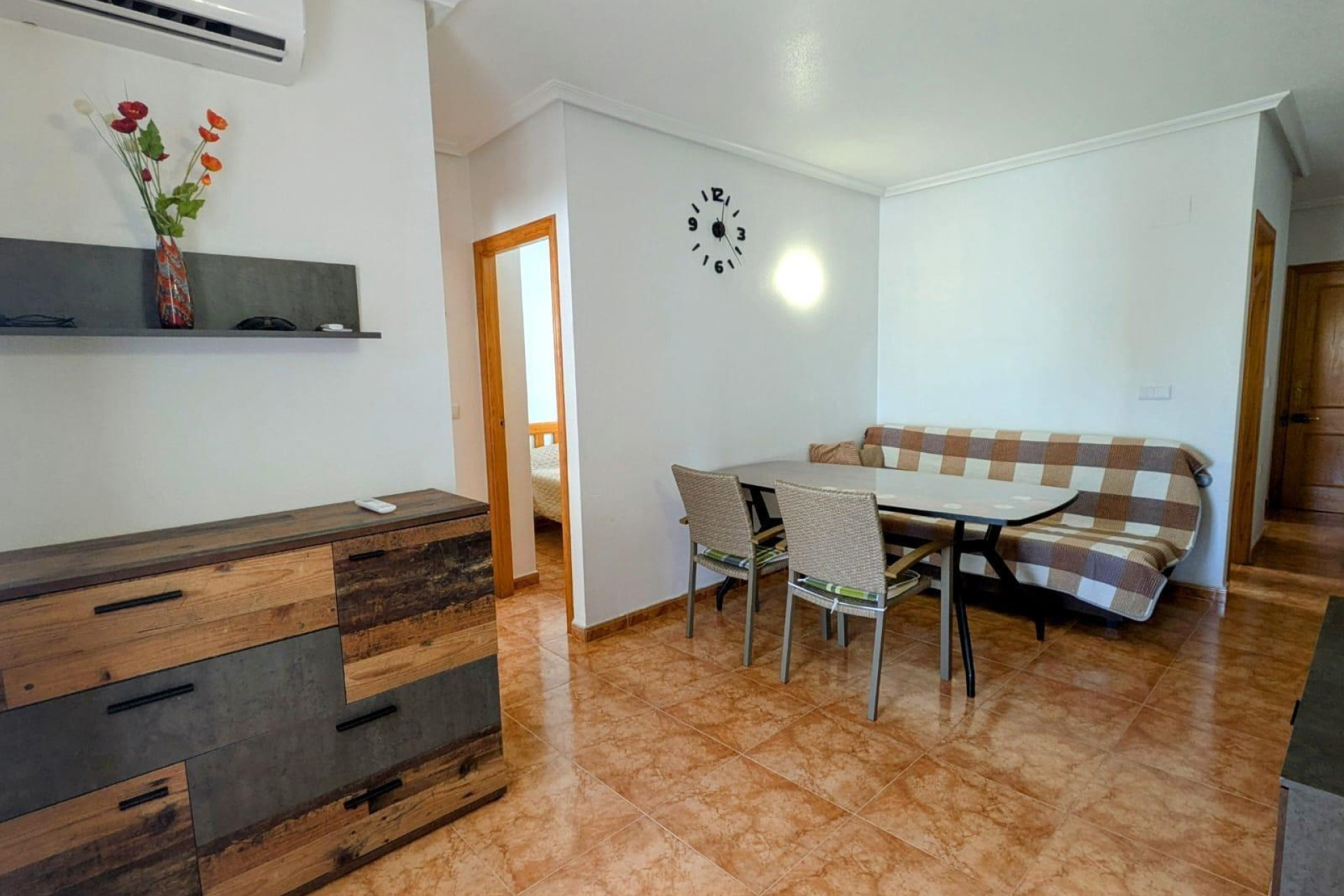 Resale - Apartment  - Torrevieja - Estacion de autobuses