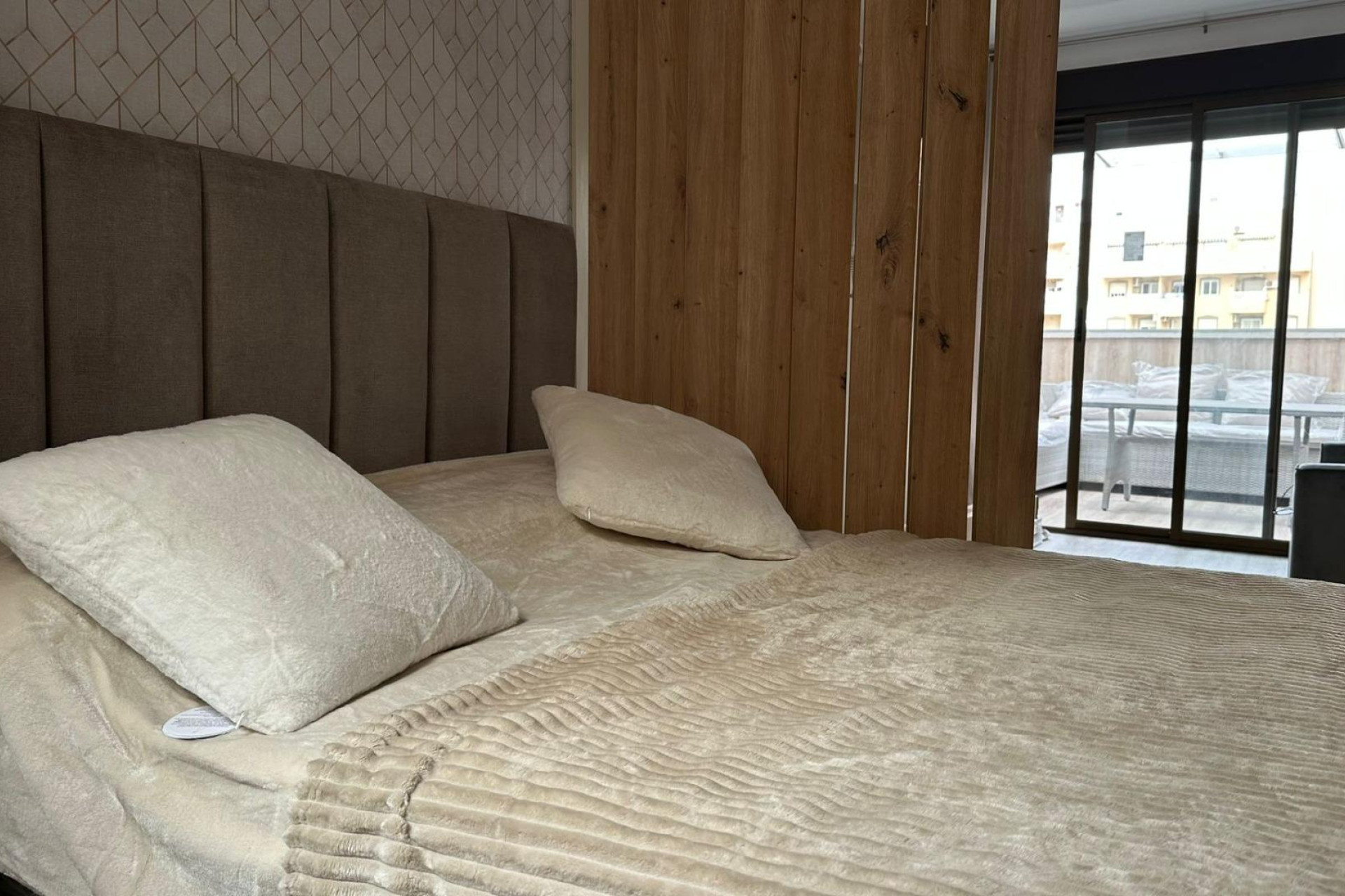 Resale - Apartment  - Torrevieja - Estacion de autobuses