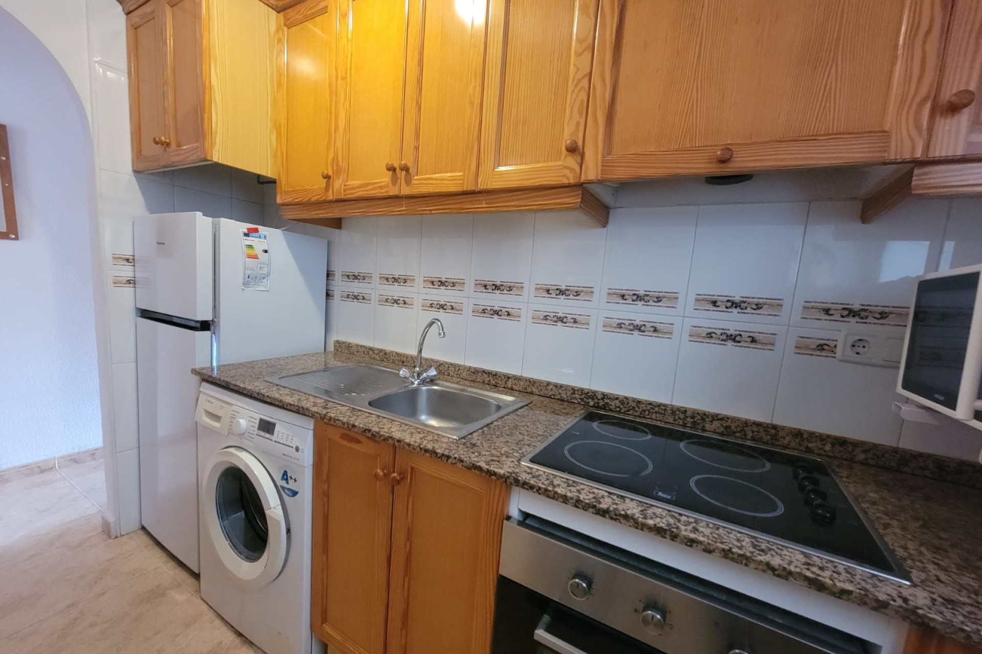 Resale - Apartment  - Torrevieja - Estacion de autobuses