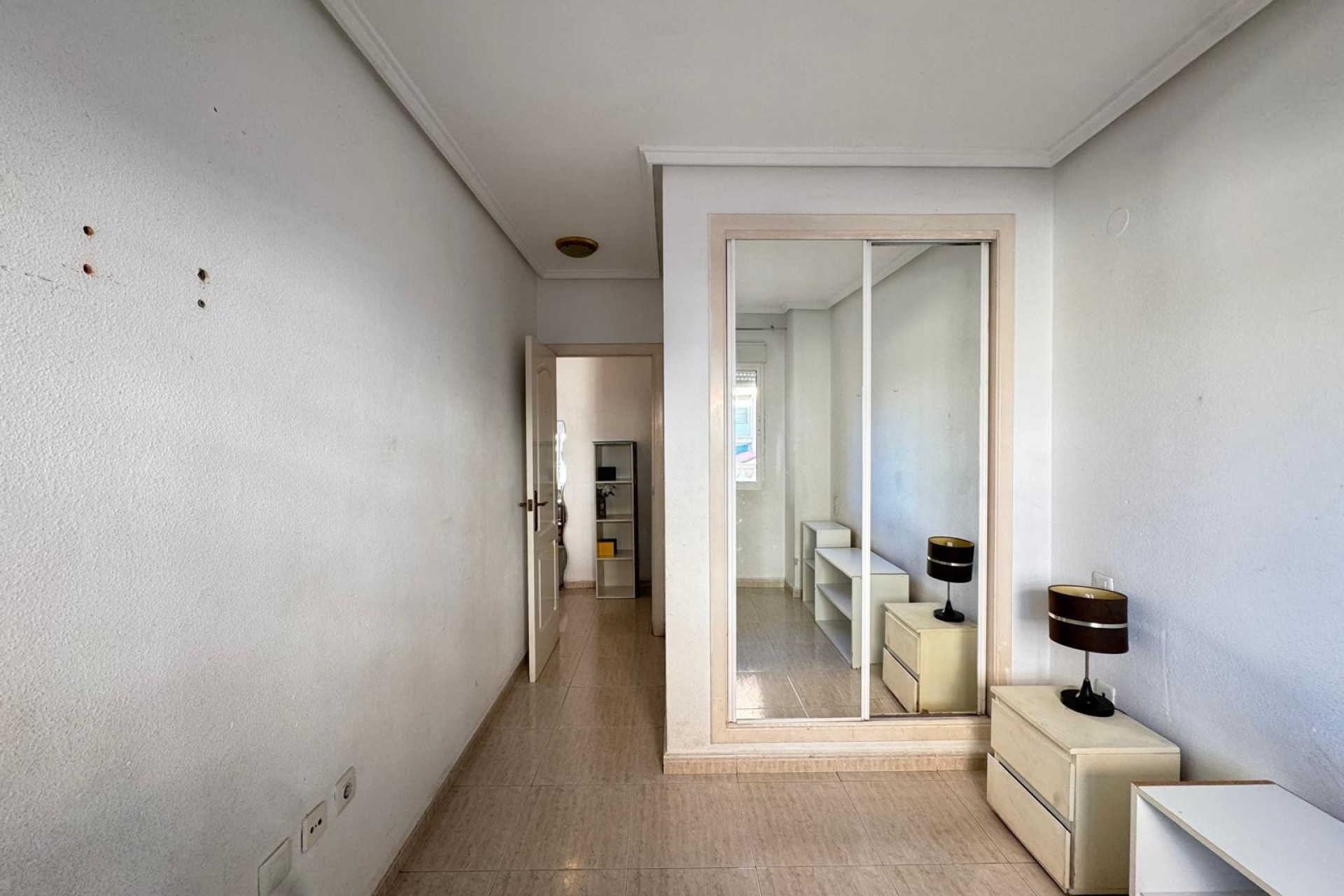 Resale - Apartment  - Torrevieja - Estacion de autobuses