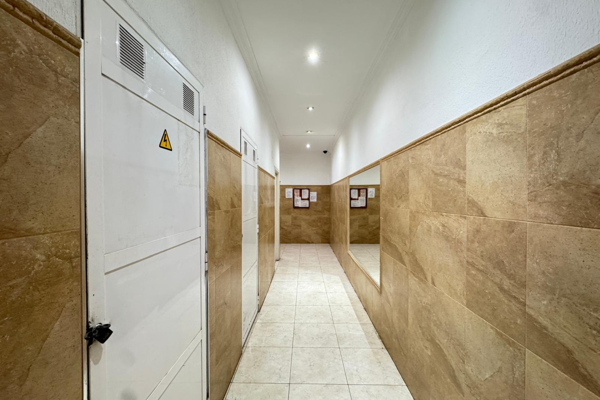 Resale - Apartment  - Torrevieja - Estacion de autobuses