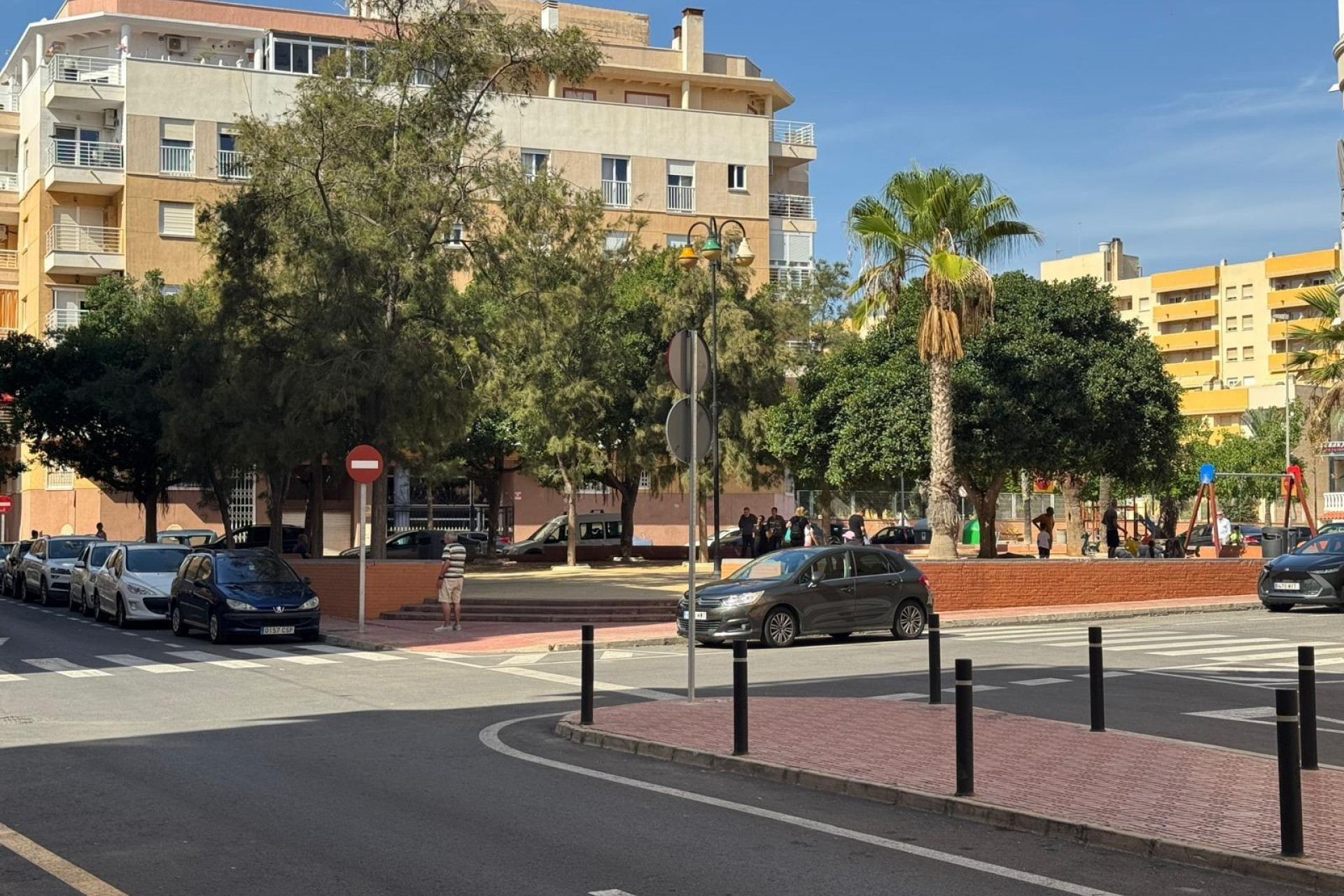 Resale - Apartment  - Torrevieja - Estacion de autobuses