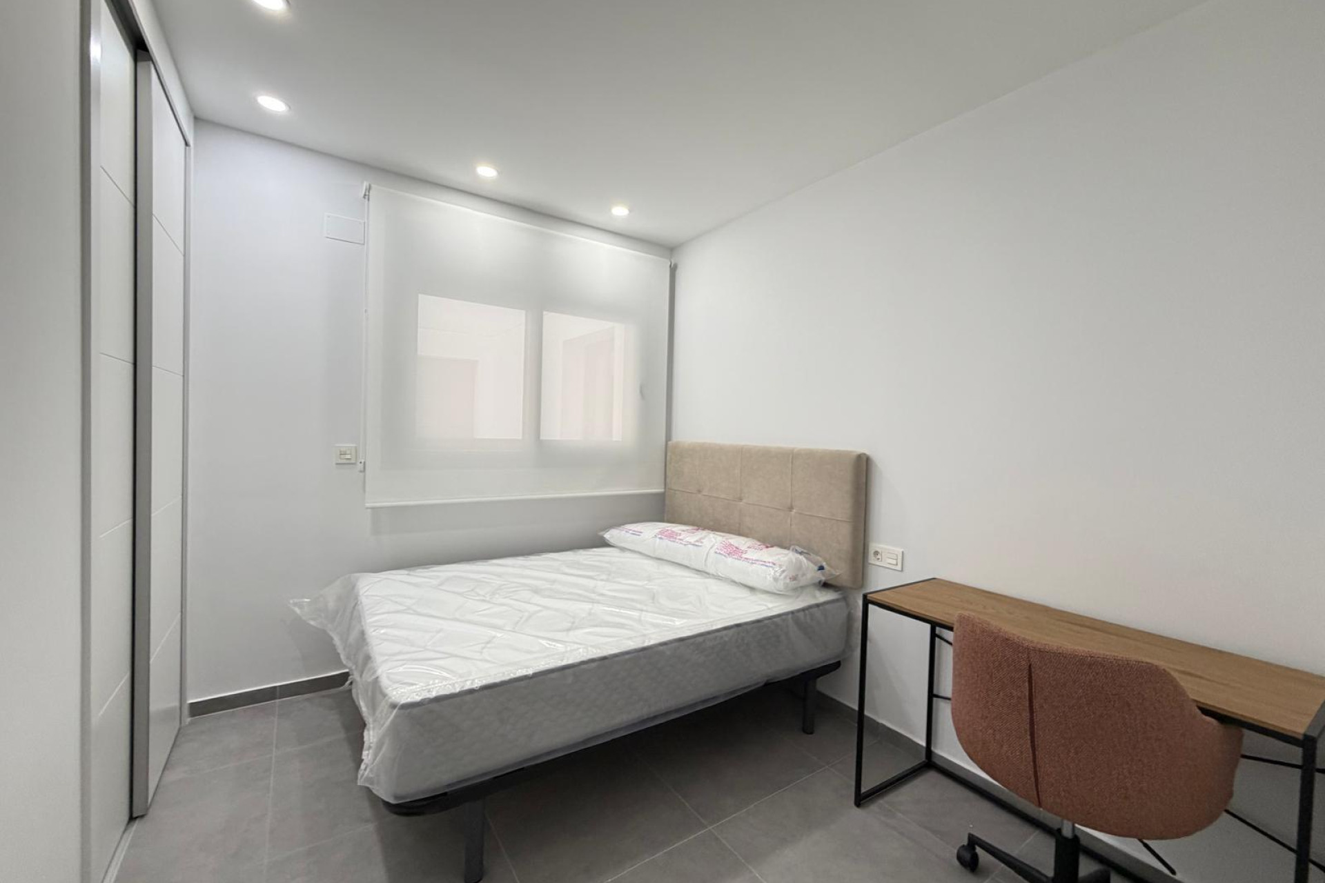 Resale - Apartment  - Torrevieja - Estacion de autobuses