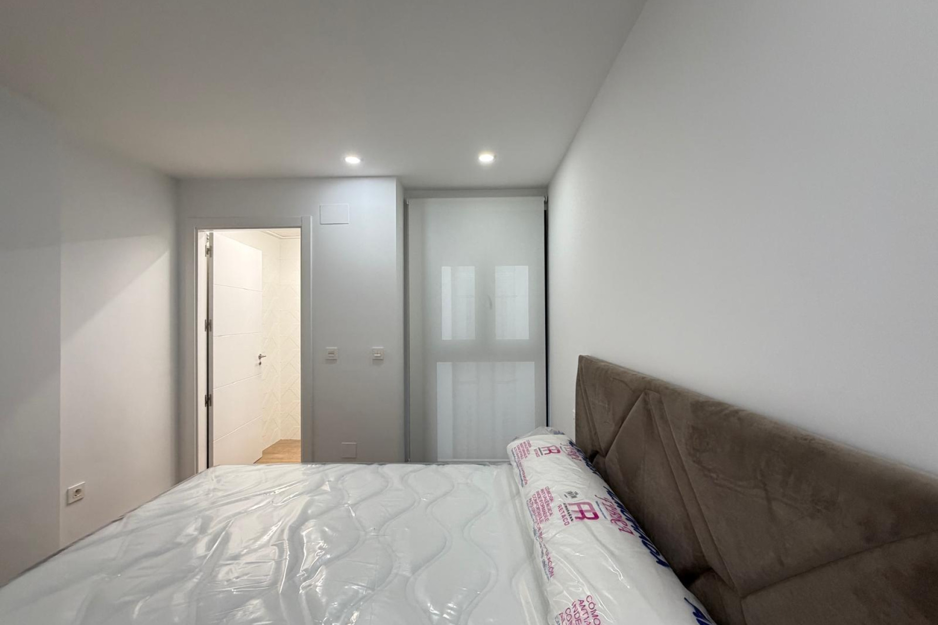 Resale - Apartment  - Torrevieja - Estacion de autobuses