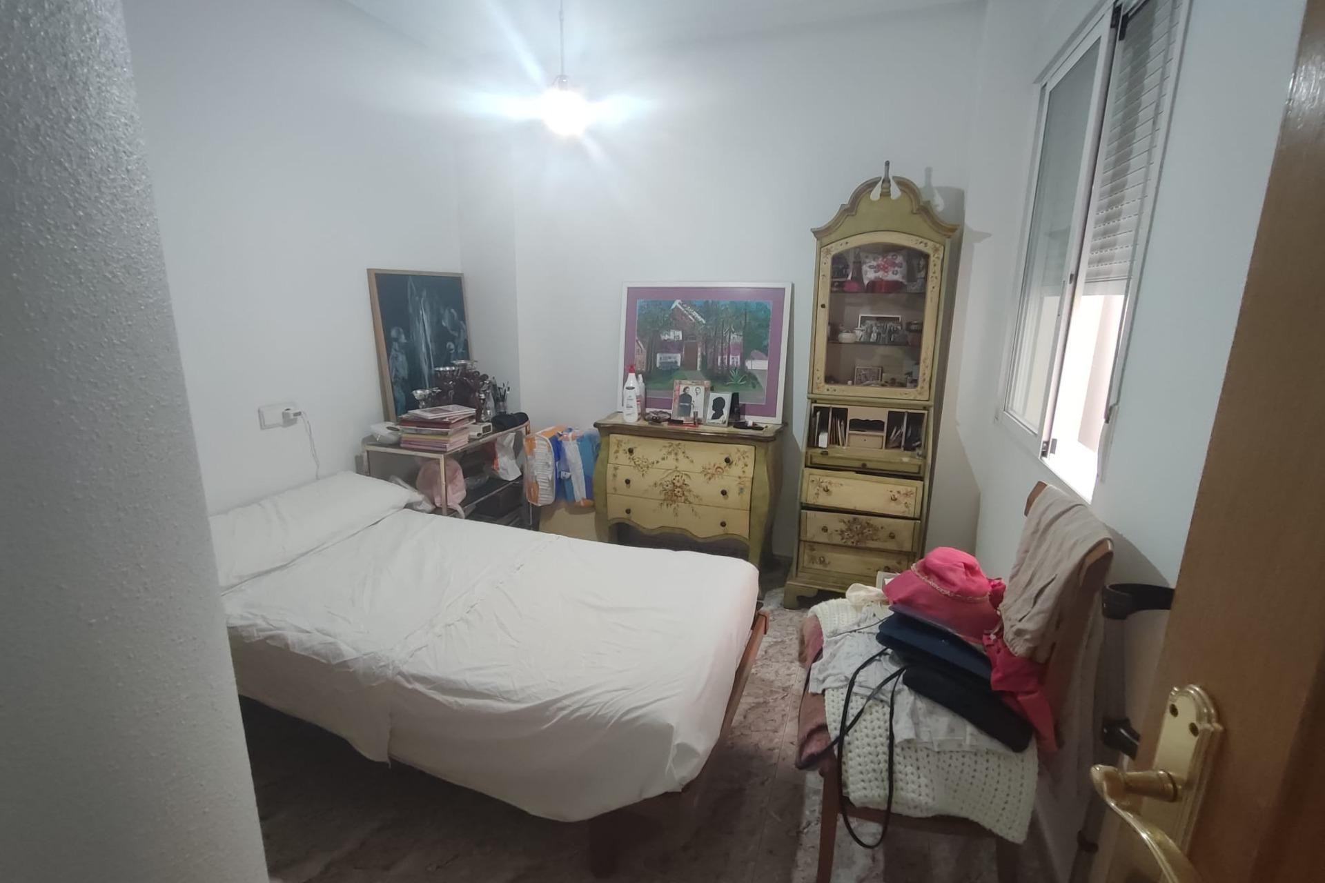 Resale - Apartment  - Torrevieja - Habaneras
