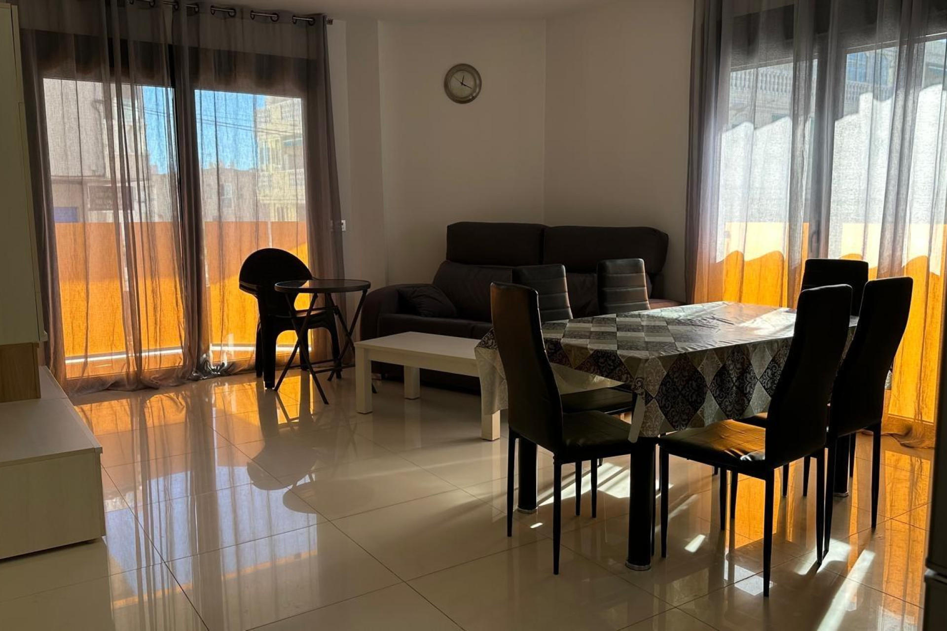Resale - Apartment  - Torrevieja - Habaneras