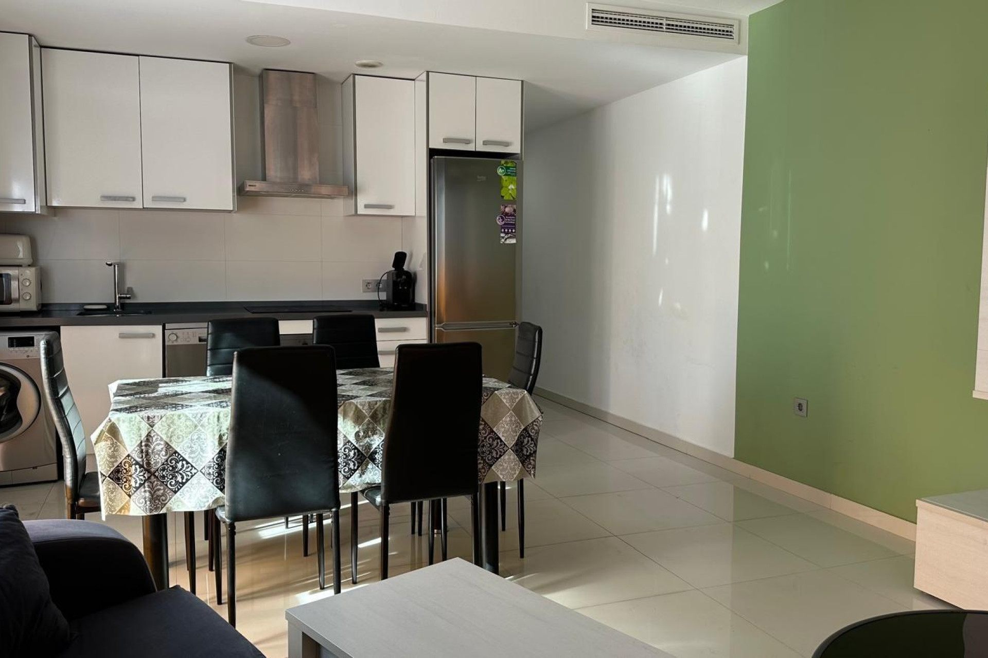 Resale - Apartment  - Torrevieja - Habaneras