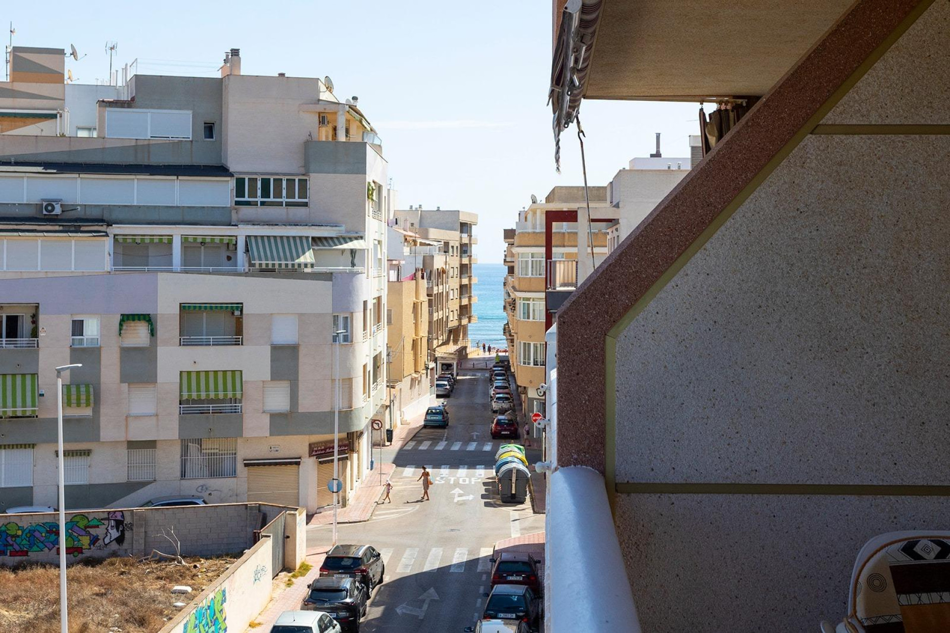 Resale - Apartment  - Torrevieja - La Mata pueblo